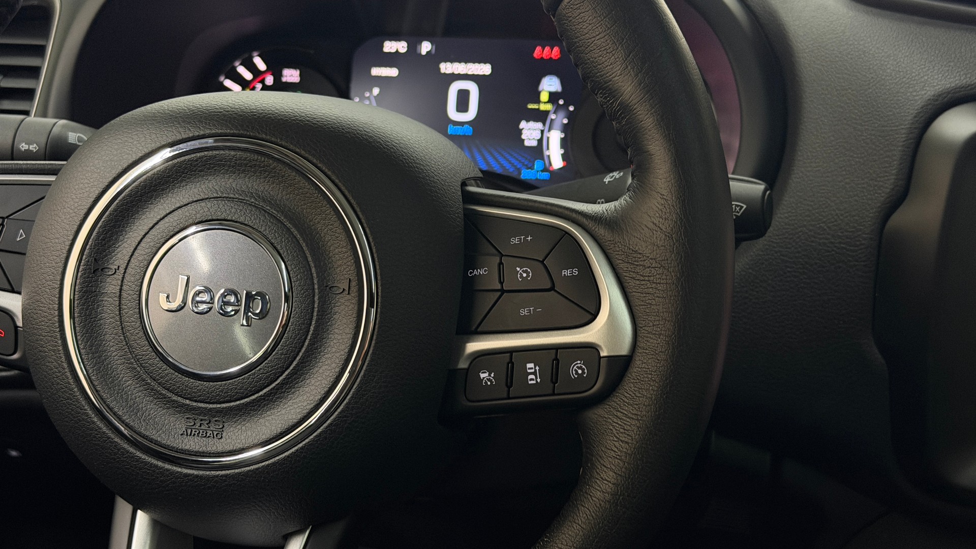 JEEP Renegade 1.3 T PHEV Swiss Limited Plus Sky AWD-image-10