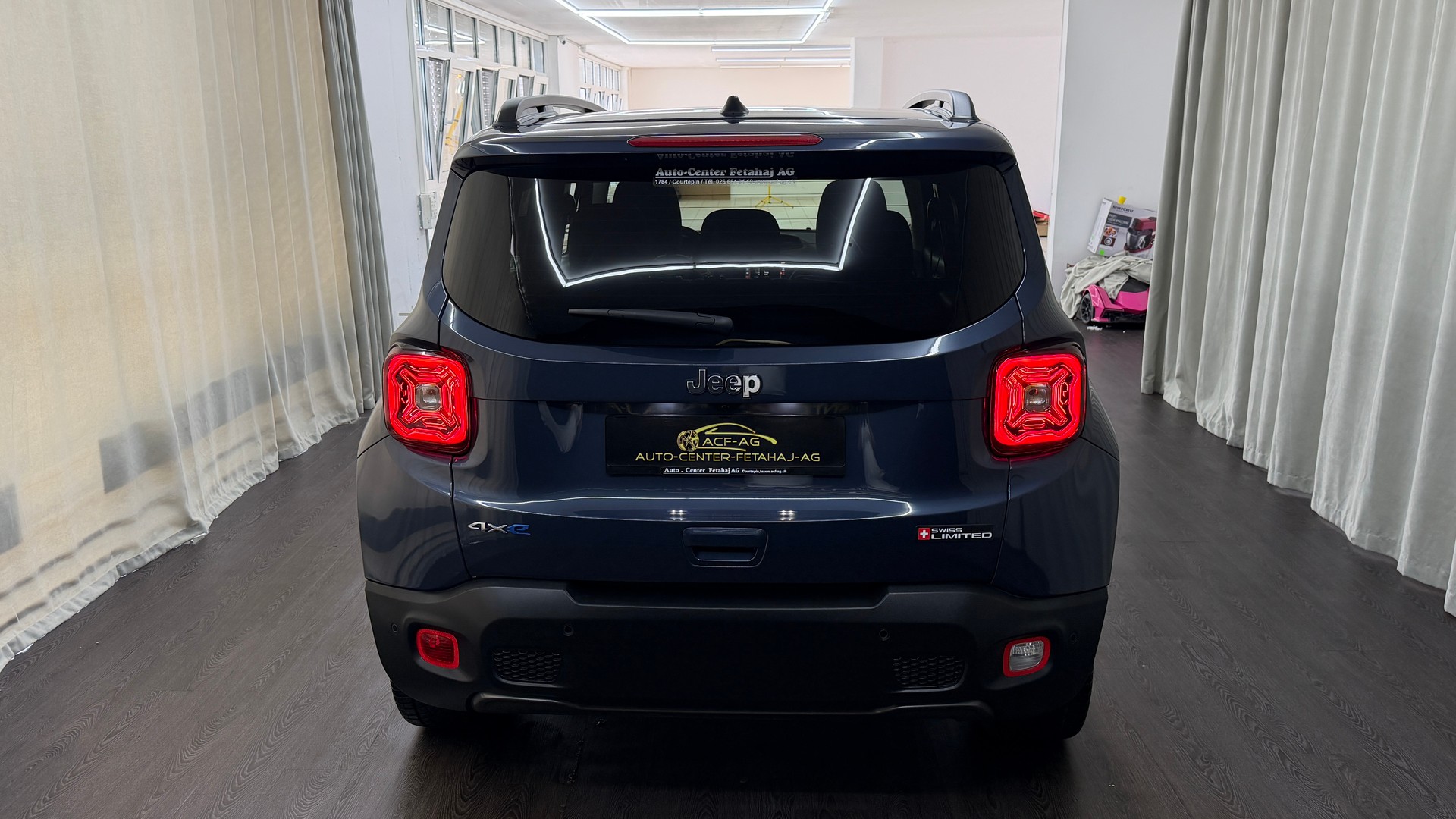 JEEP Renegade 1.3 T PHEV Swiss Limited Plus Sky AWD-image-4