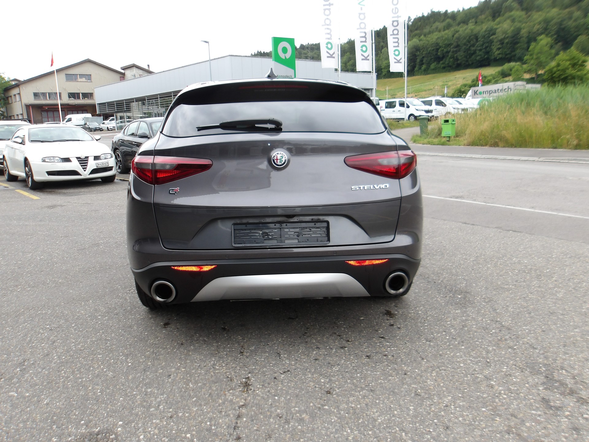 ALFA ROMEO Stelvio 2.0 Super Q4 Automatic-image-3
