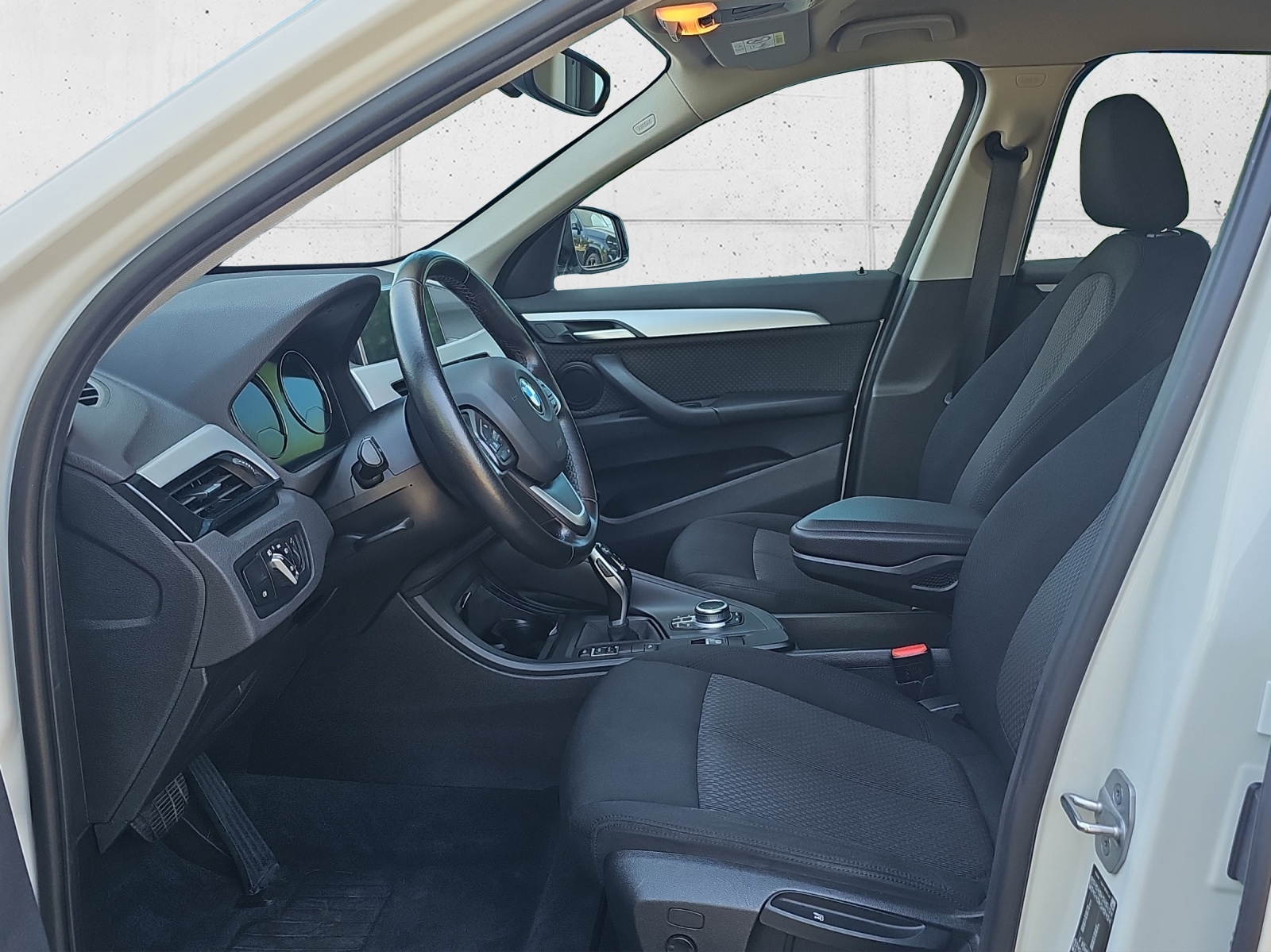 BMW X1 xDrive 25d-image-9