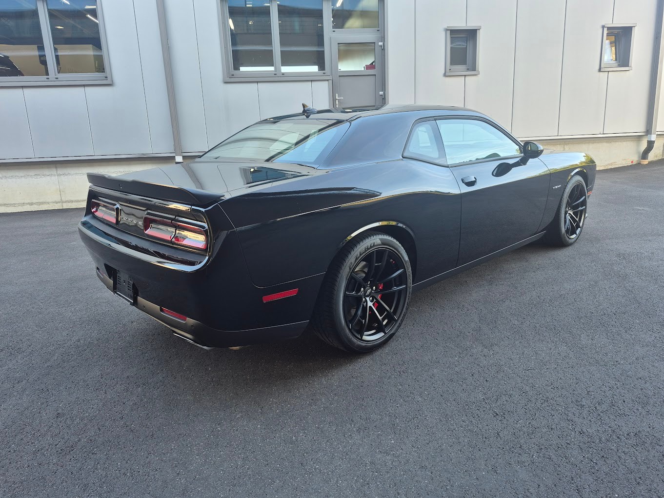 DODGE Challenger 5.7 R/T Shaker V8-image-4