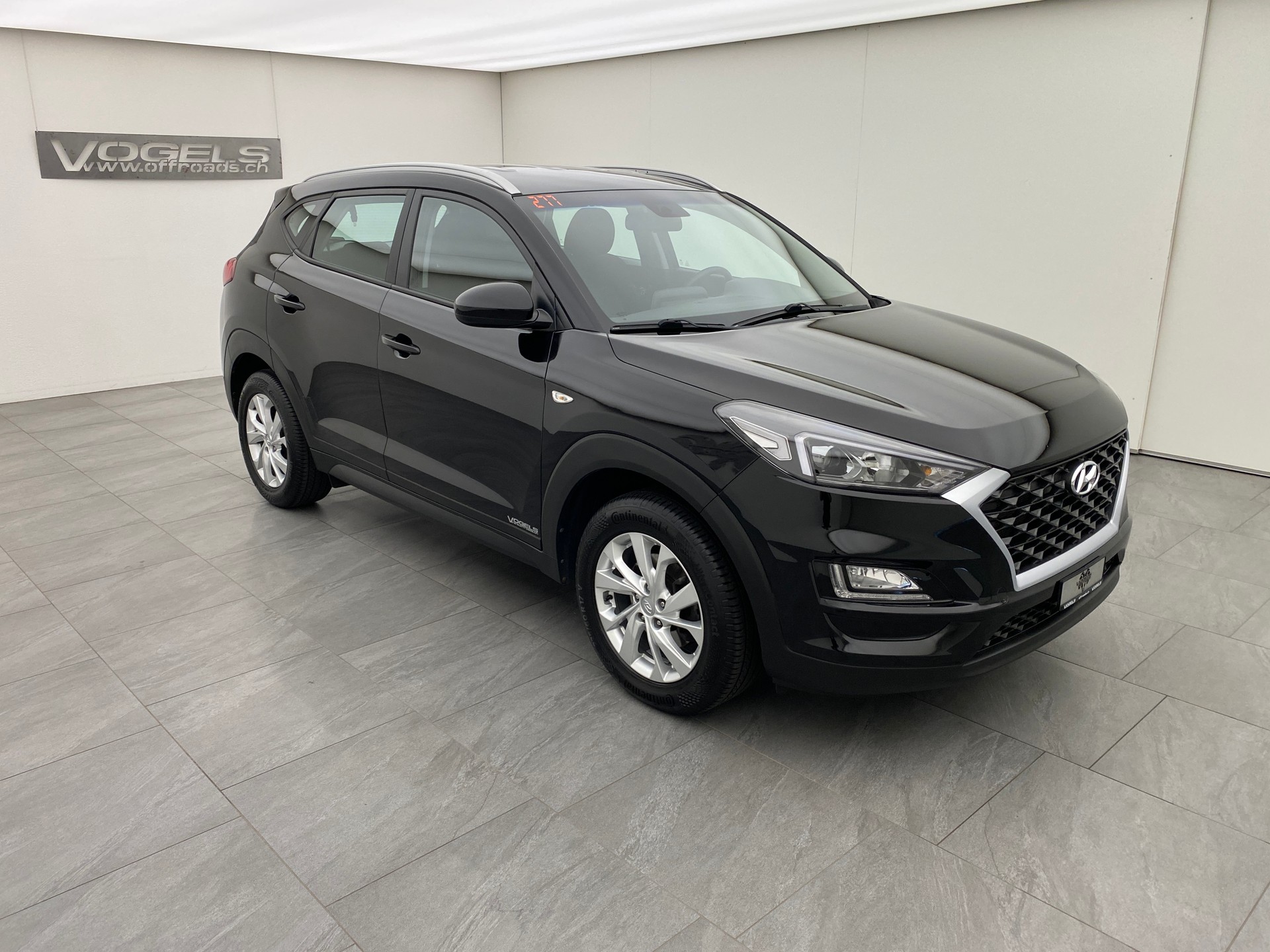 HYUNDAI Tuson 1.6 T-GDI 4WD Automat-showroom-element-2