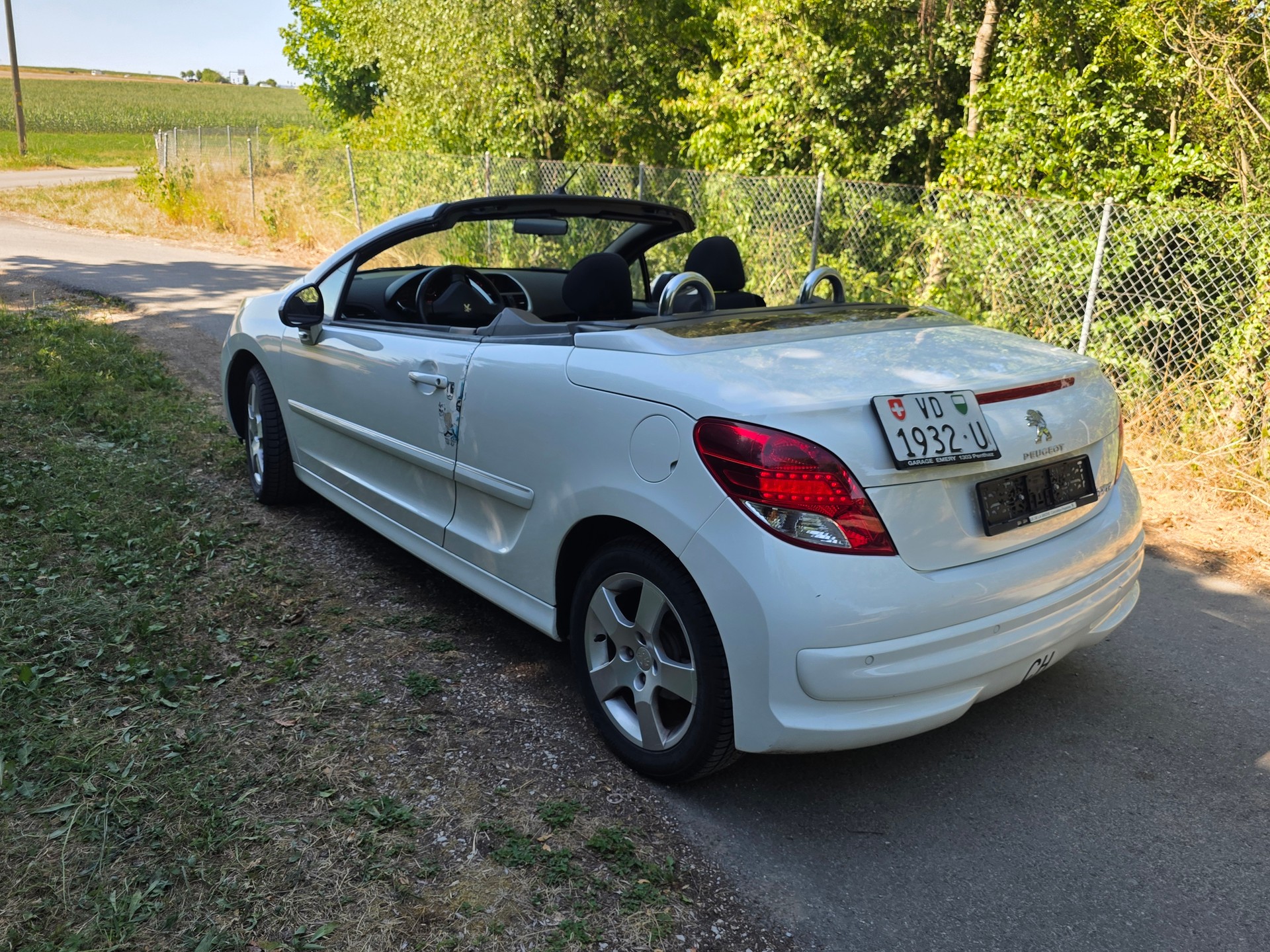 PEUGEOT 207 CC 1.6 16V Sport-image-5