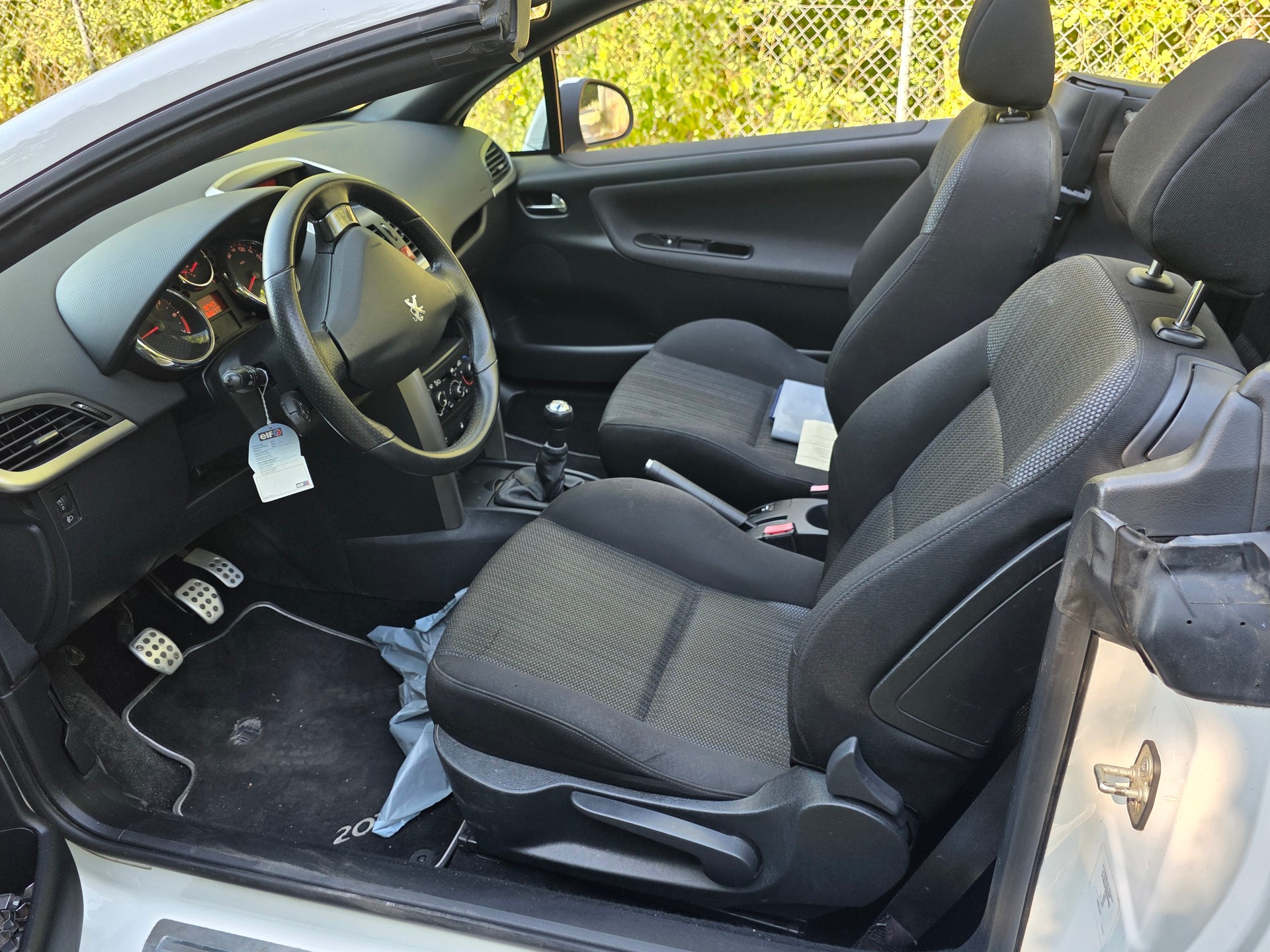 PEUGEOT 207 CC 1.6 16V Sport-image-7