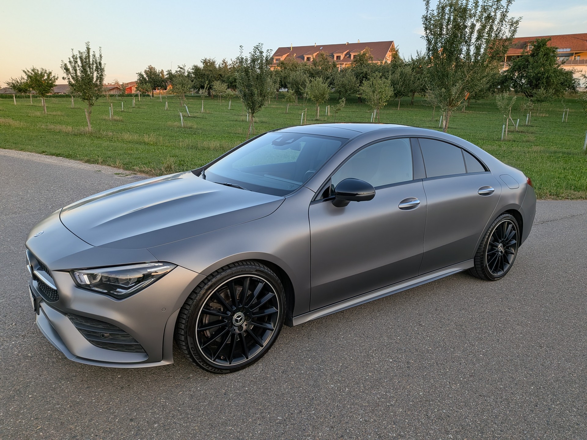 MERCEDES-BENZ CLA 200 AMG Line 7G-DCT-image-6