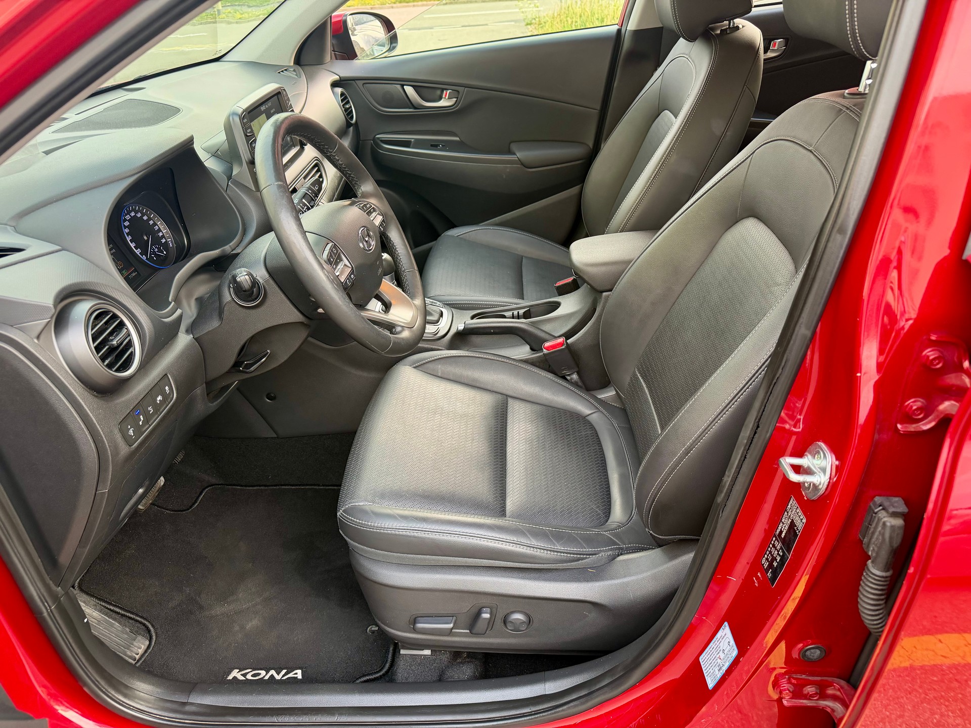 HYUNDAI Kona 1.6 T-GDi Vertex 4WD DCT - Swiss Edition --image-6