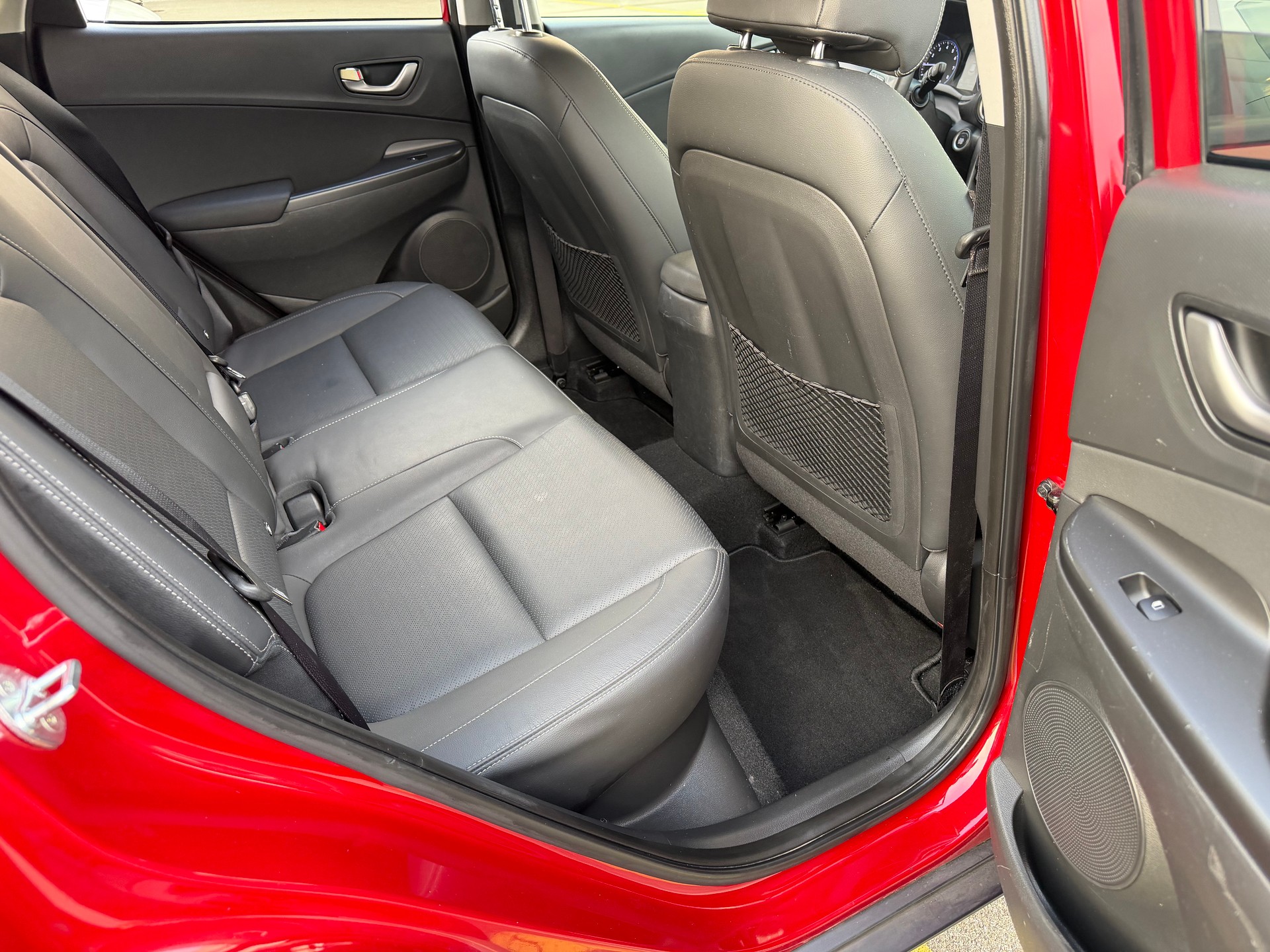 HYUNDAI Kona 1.6 T-GDi Vertex 4WD DCT - Swiss Edition --image-8