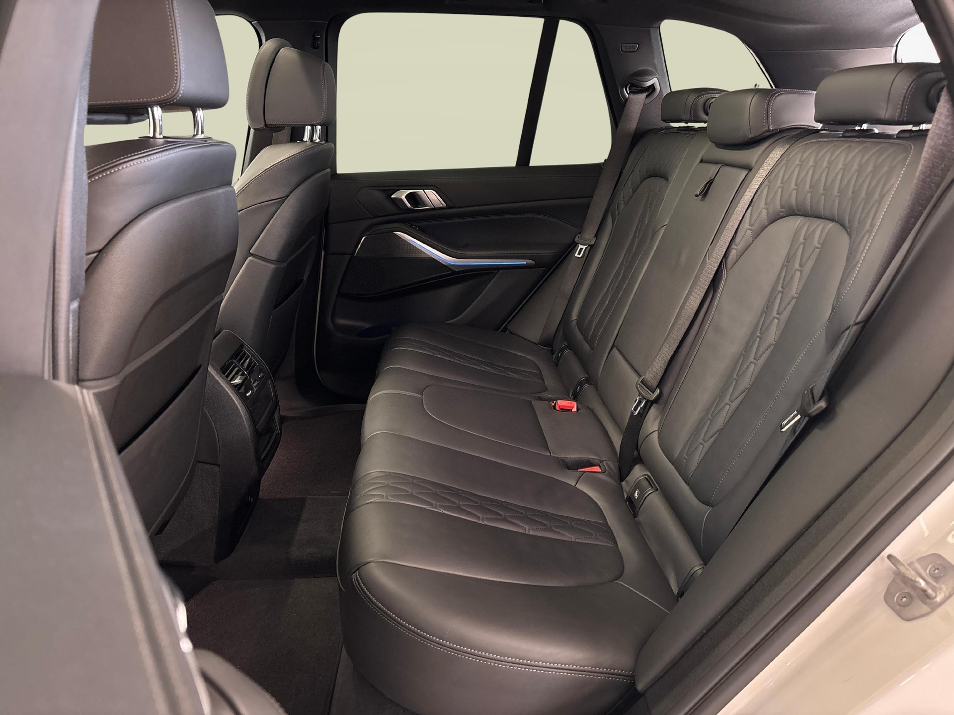 BMW X5 45e xDrive SAG-image-11