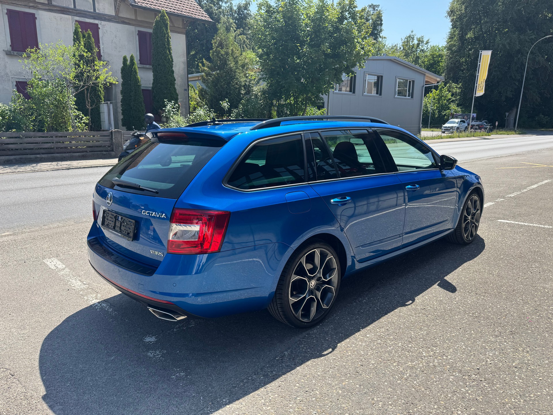 SKODA Octavia Combi 2.0 TDI RS 4x4 DSG-showroom-element-2