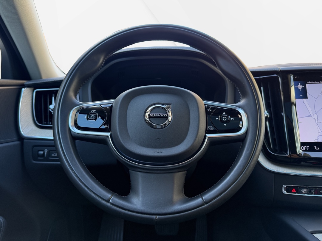 VOLVO XC60 T8 eAWD Inscription Geartronic-image-14