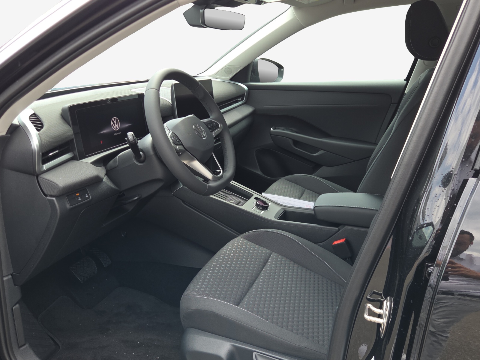 VW T-Roc 1.5 eTSI mHEV Trend DSG-image-7