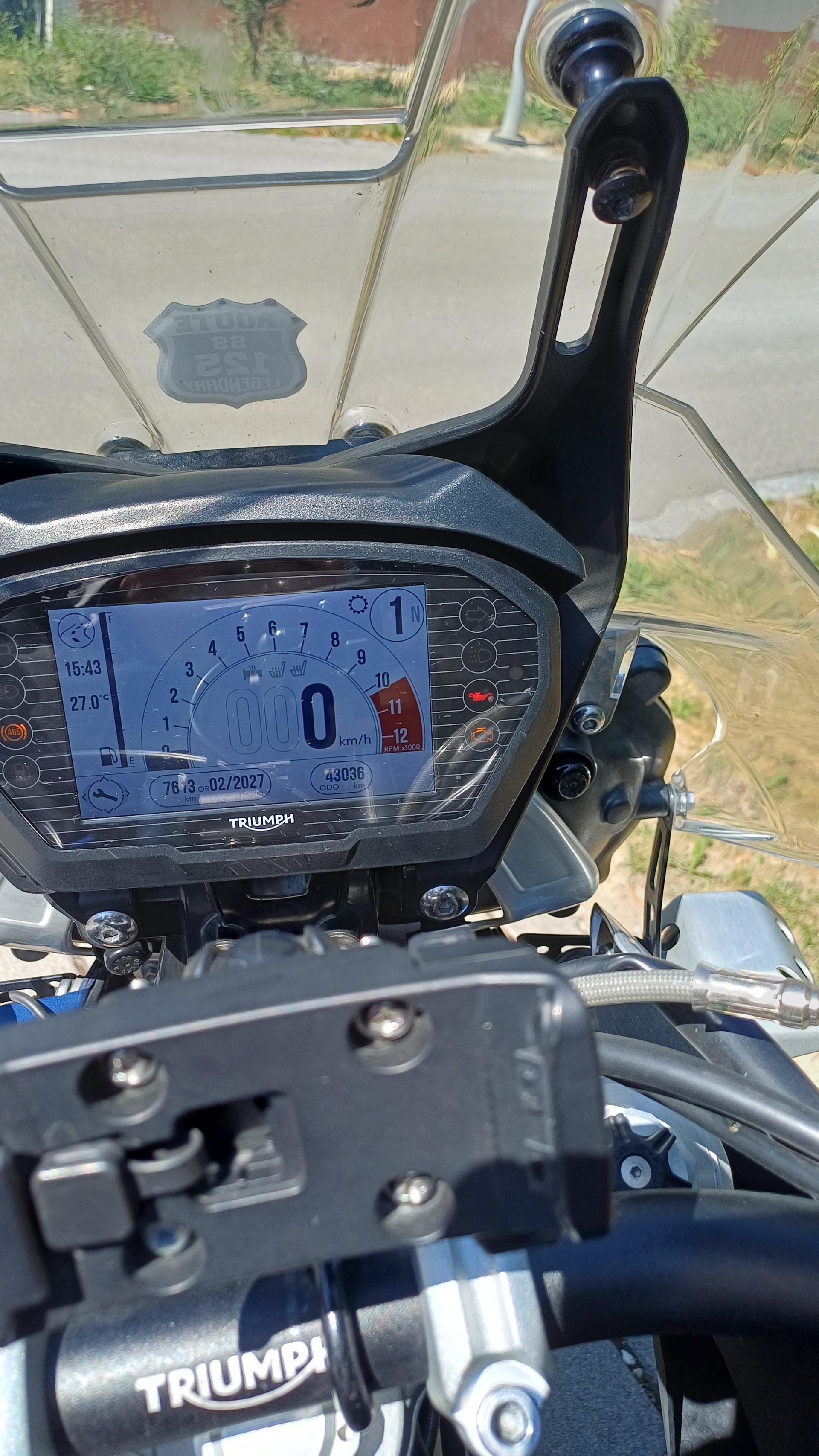 TRIUMPH Tiger 800 XRt-image-3