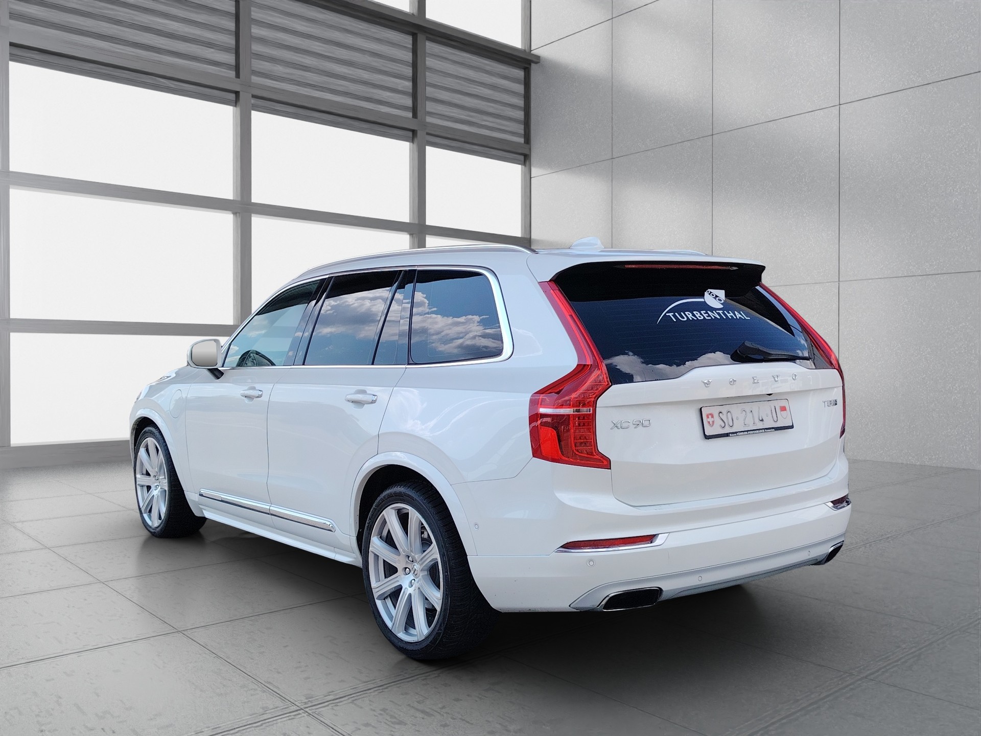 VOLVO XC90 T8 AWD Momentum Geartronic Twin Engine-image-4