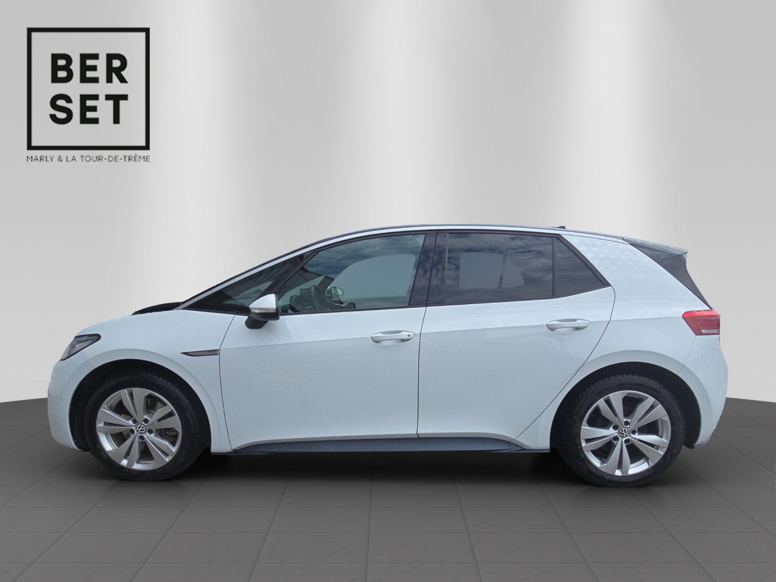 VW ID.3 Pro Performance Tech-showroom-element-1