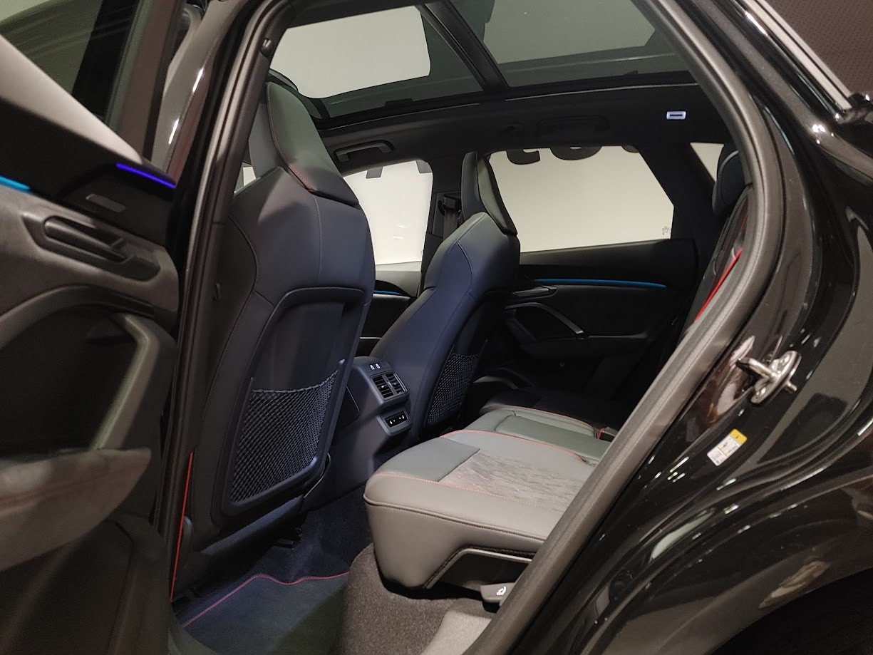 AUDI SQ5 TFSI quattro S-tronic-image-11
