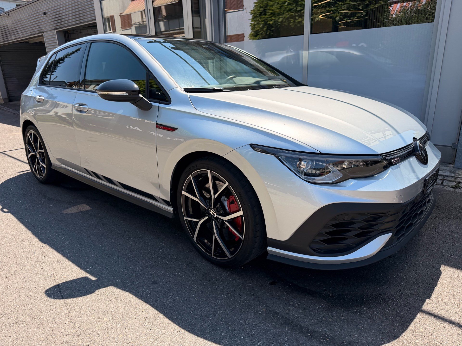 VW Golf GTI Clubsport *** BLACK STYLE MIT AKRAPOVIC SPORTAUSPUFF ***-showroom-element-2