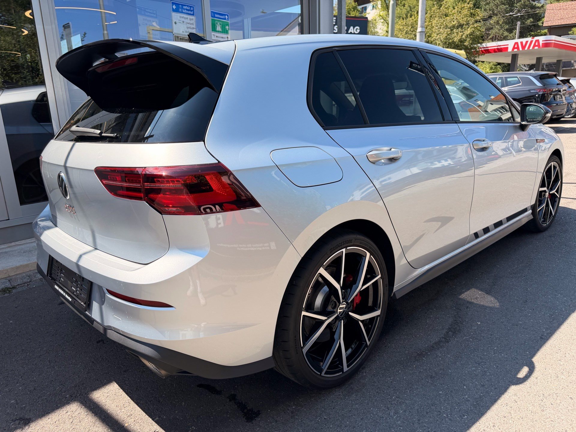 VW Golf GTI Clubsport *** BLACK STYLE MIT AKRAPOVIC SPORTAUSPUFF ***-showroom-element-3