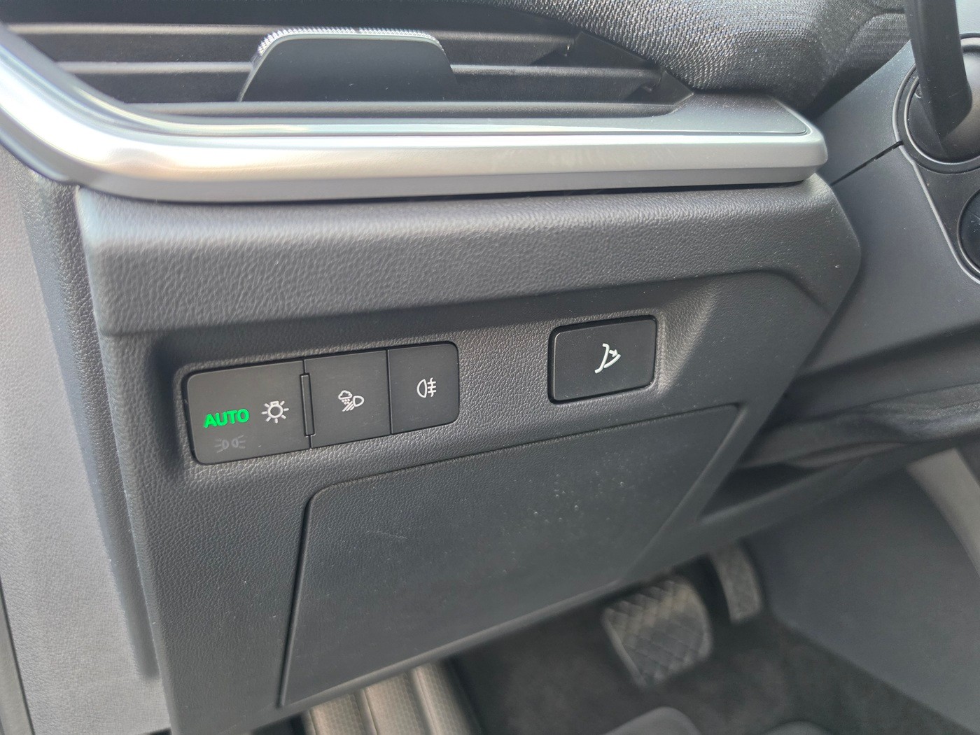 SKODA Elroq 85x Selection 4x4-image-16