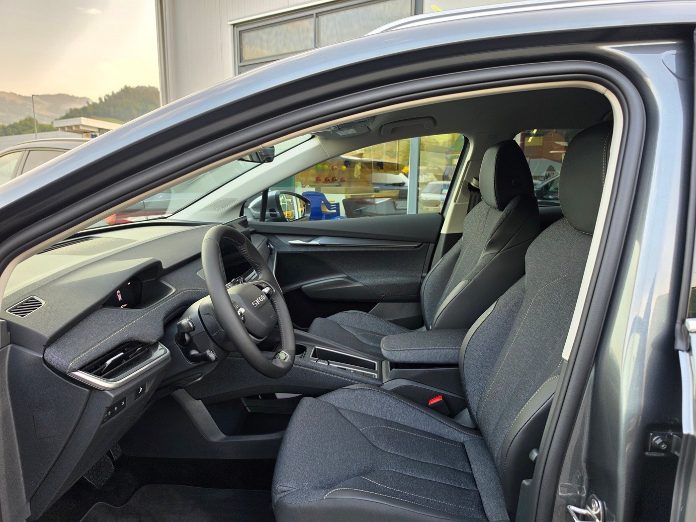 SKODA Elroq 85x Selection 4x4-image-7