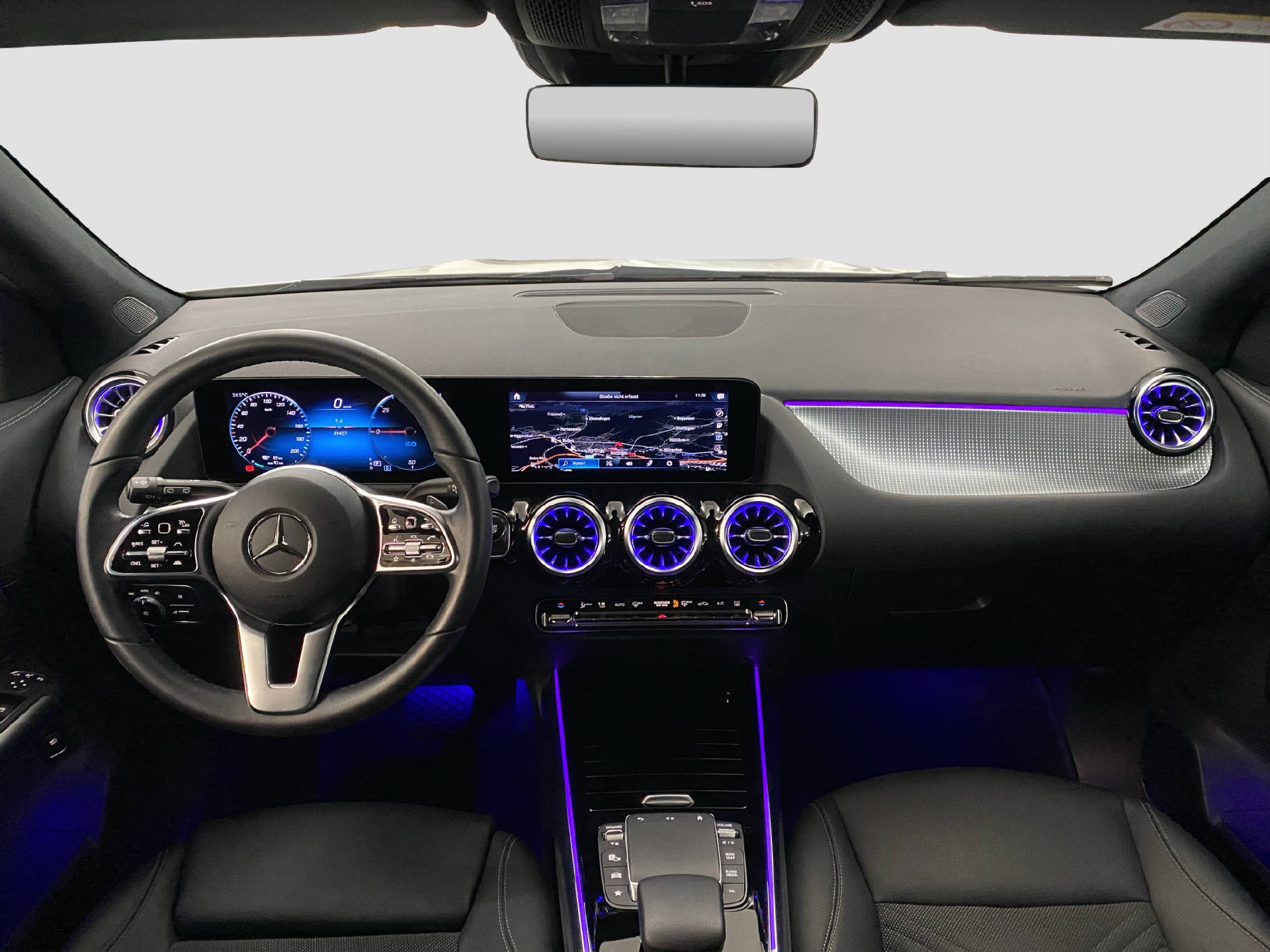 MERCEDES-BENZ EQA 300 Swiss Star 4MATIC-image-8