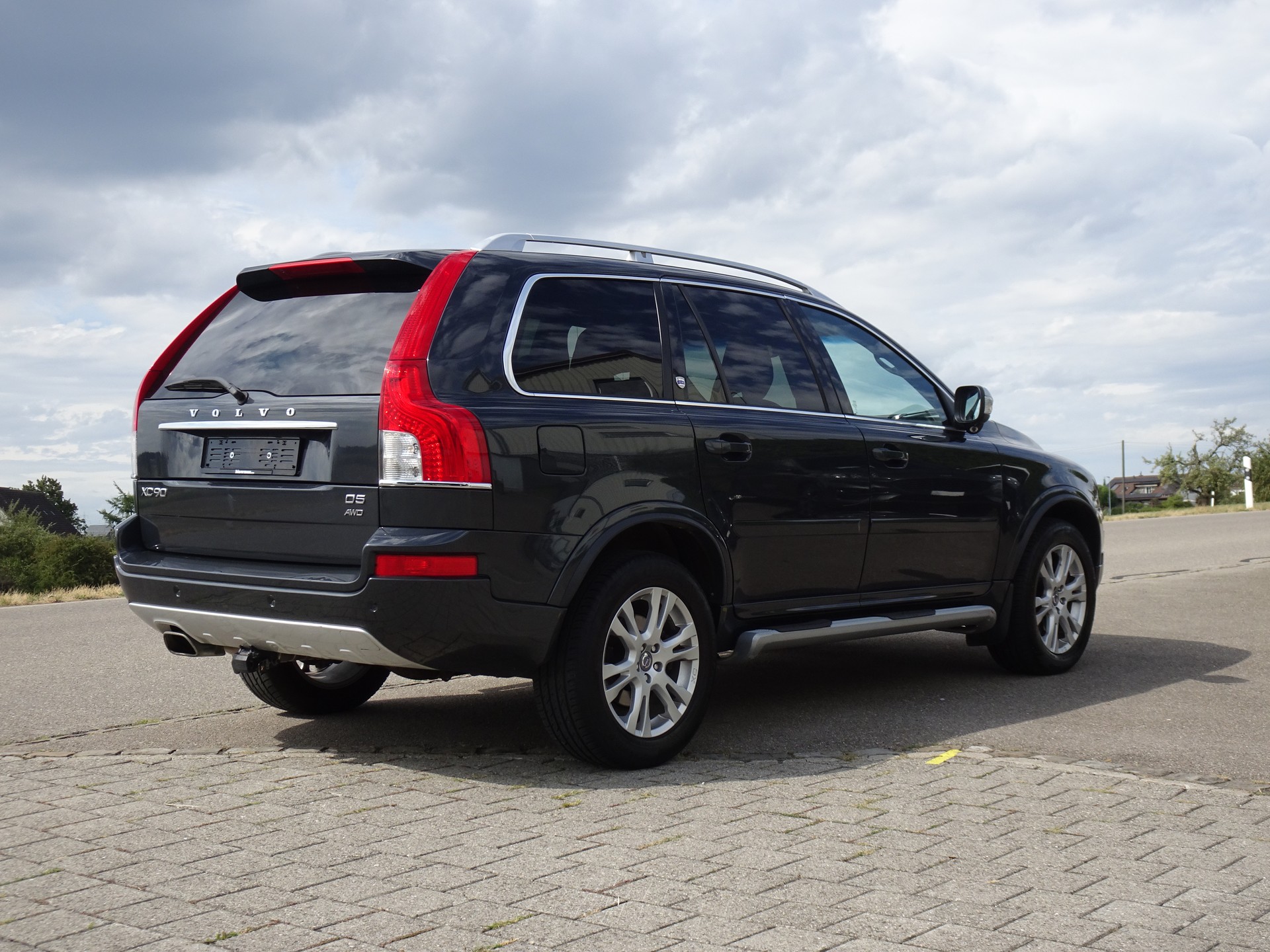 VOLVO XC90 D5 AWD Executive Geartronic / 7.Plätzer-image-3