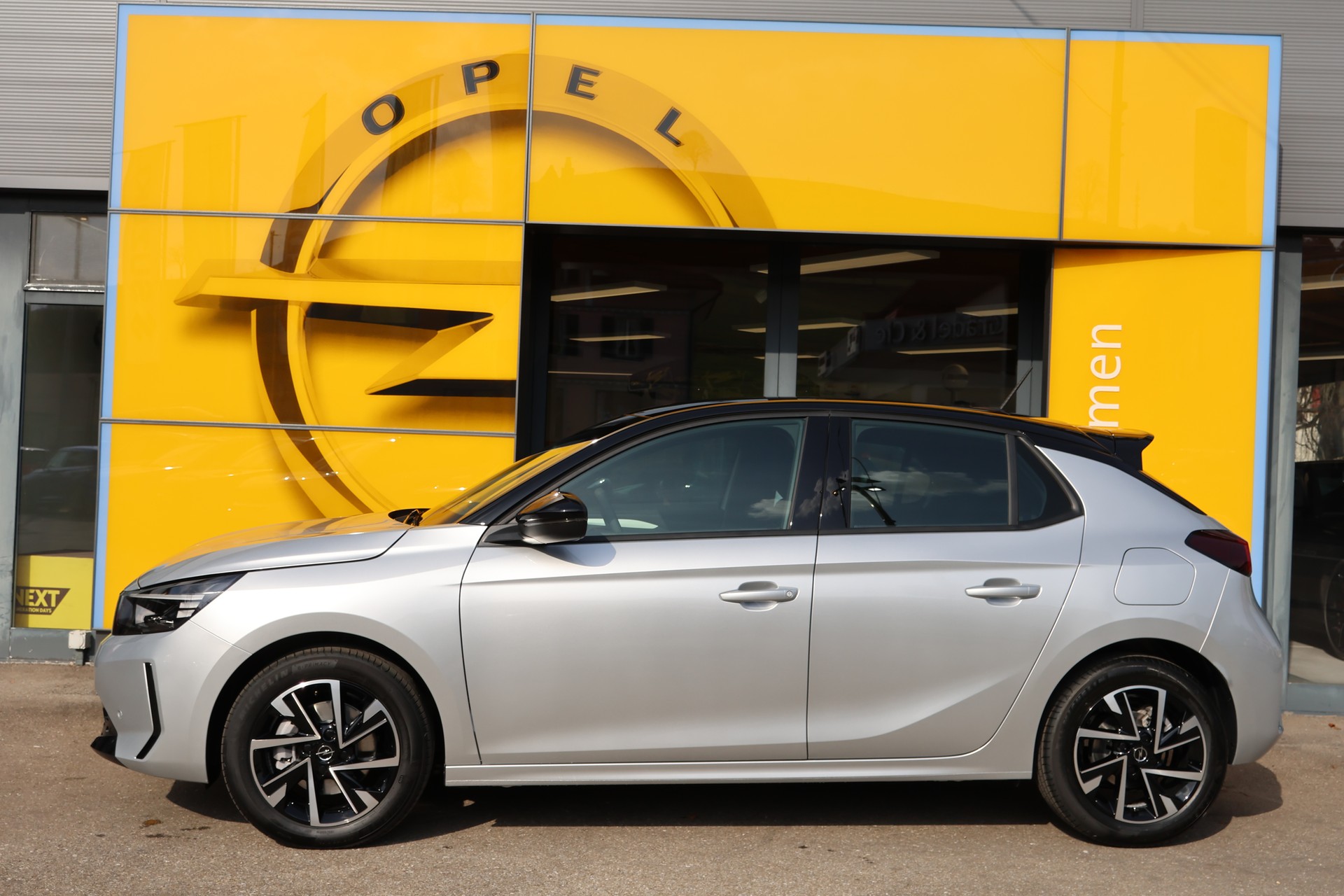 OPEL Corsa 1.2T MHEV Viva Limitiertes Sondermodell-showroom-element-1