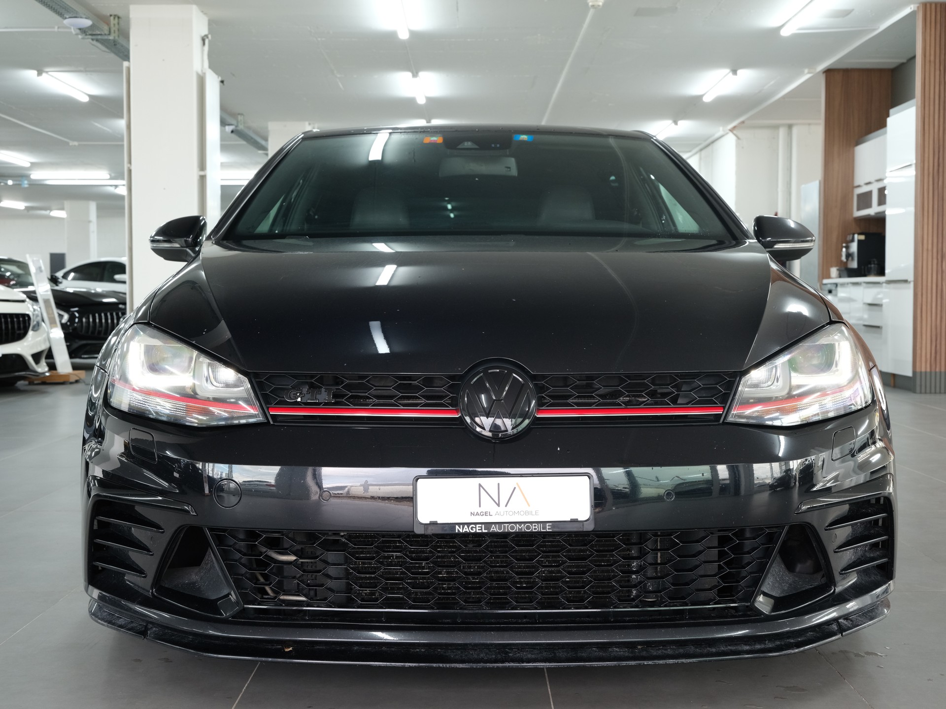VW Golf 2.0 TSI GTI Performance DSG *PDC 360* *Sportabgassanlage* *Gewindefahrwerk*-image-8