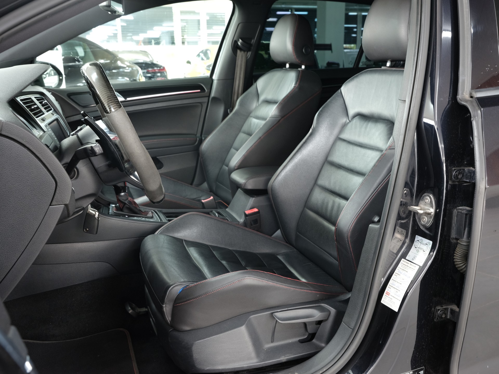 VW Golf 2.0 TSI GTI Performance DSG *PDC 360* *Sportabgassanlage* *Gewindefahrwerk*-image-20