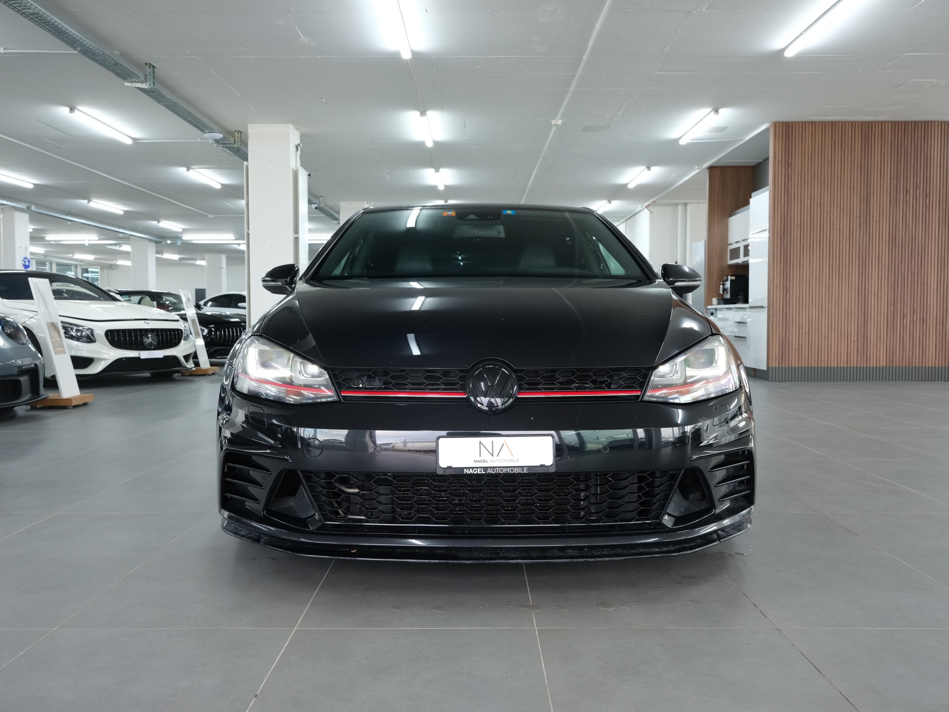 VW Golf 2.0 TSI GTI Performance DSG *PDC 360* *Sportabgassanlage* *Gewindefahrwerk*-image-9