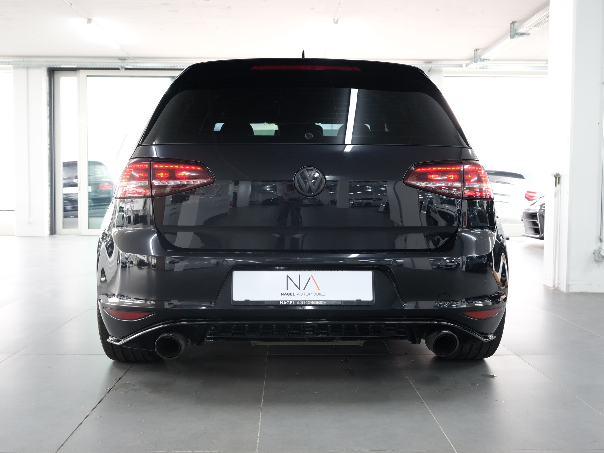 VW Golf 2.0 TSI GTI Performance DSG *PDC 360* *Sportabgassanlage* *Gewindefahrwerk*-showroom-element-3
