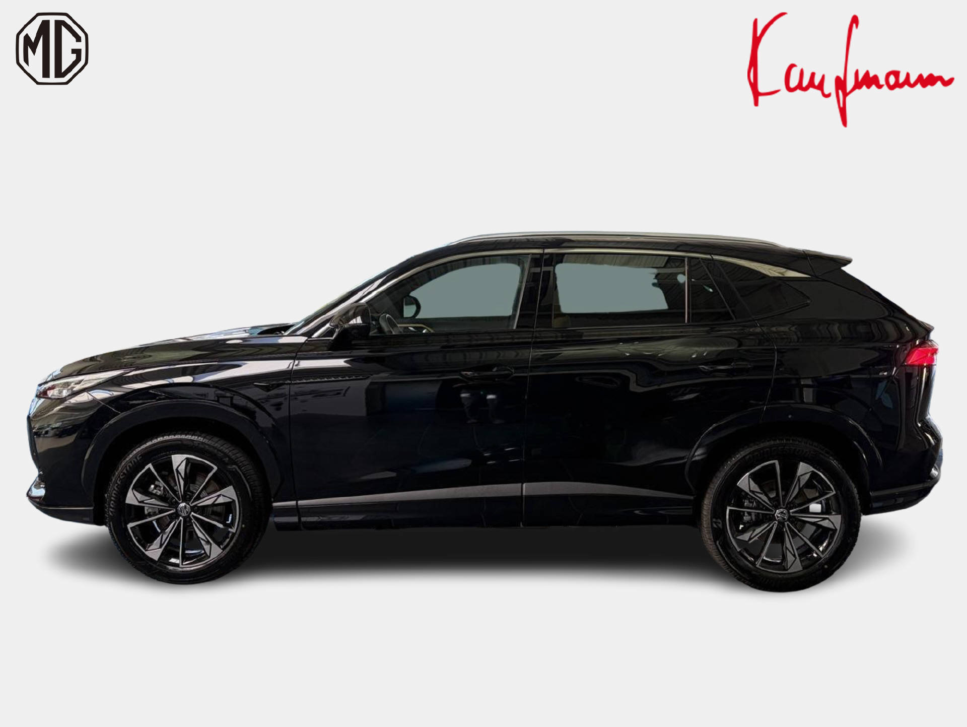 MG HS 1.5 Hybrid Luxury-showroom-element-3