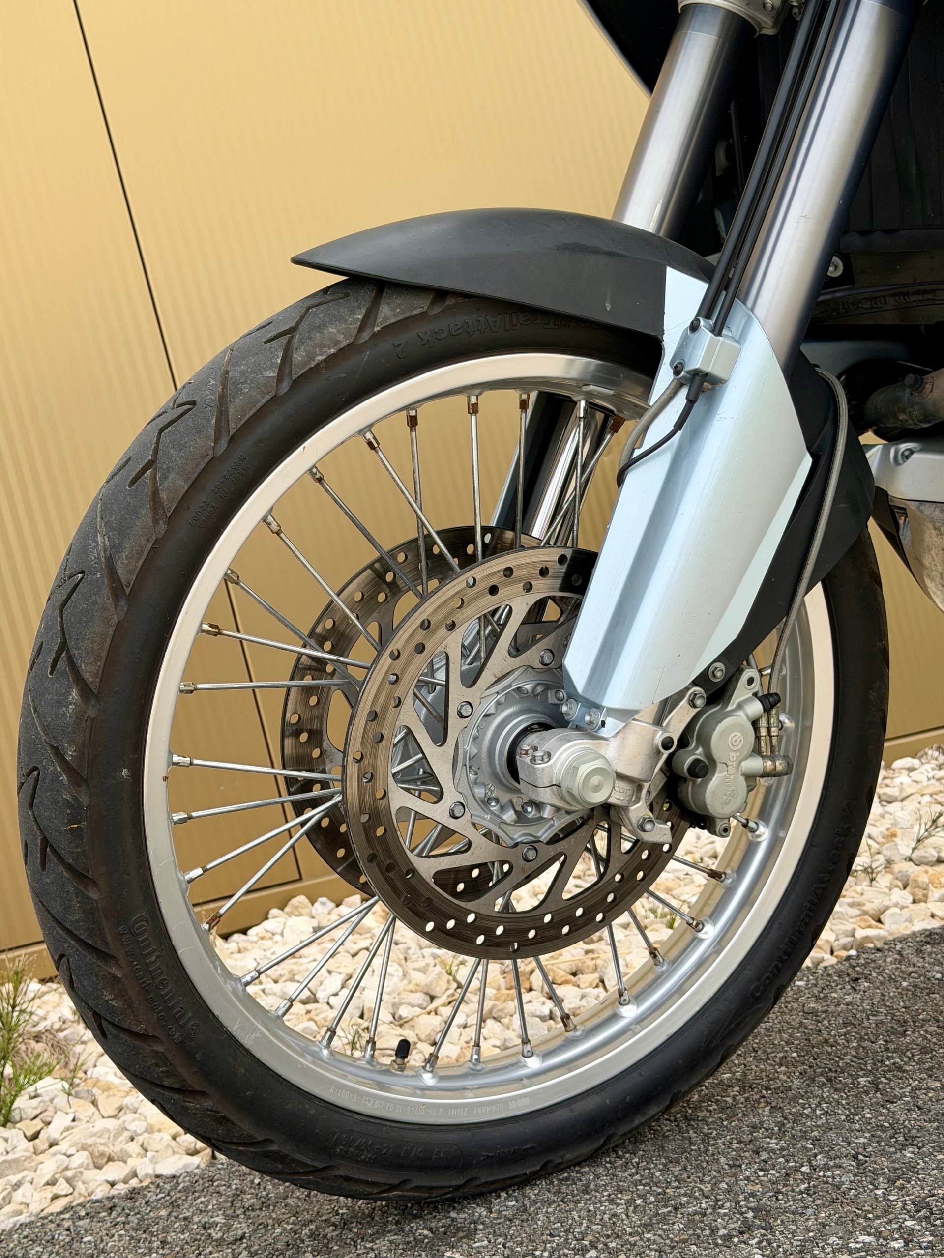 KTM 950 Adventure LC8 V2-image-8