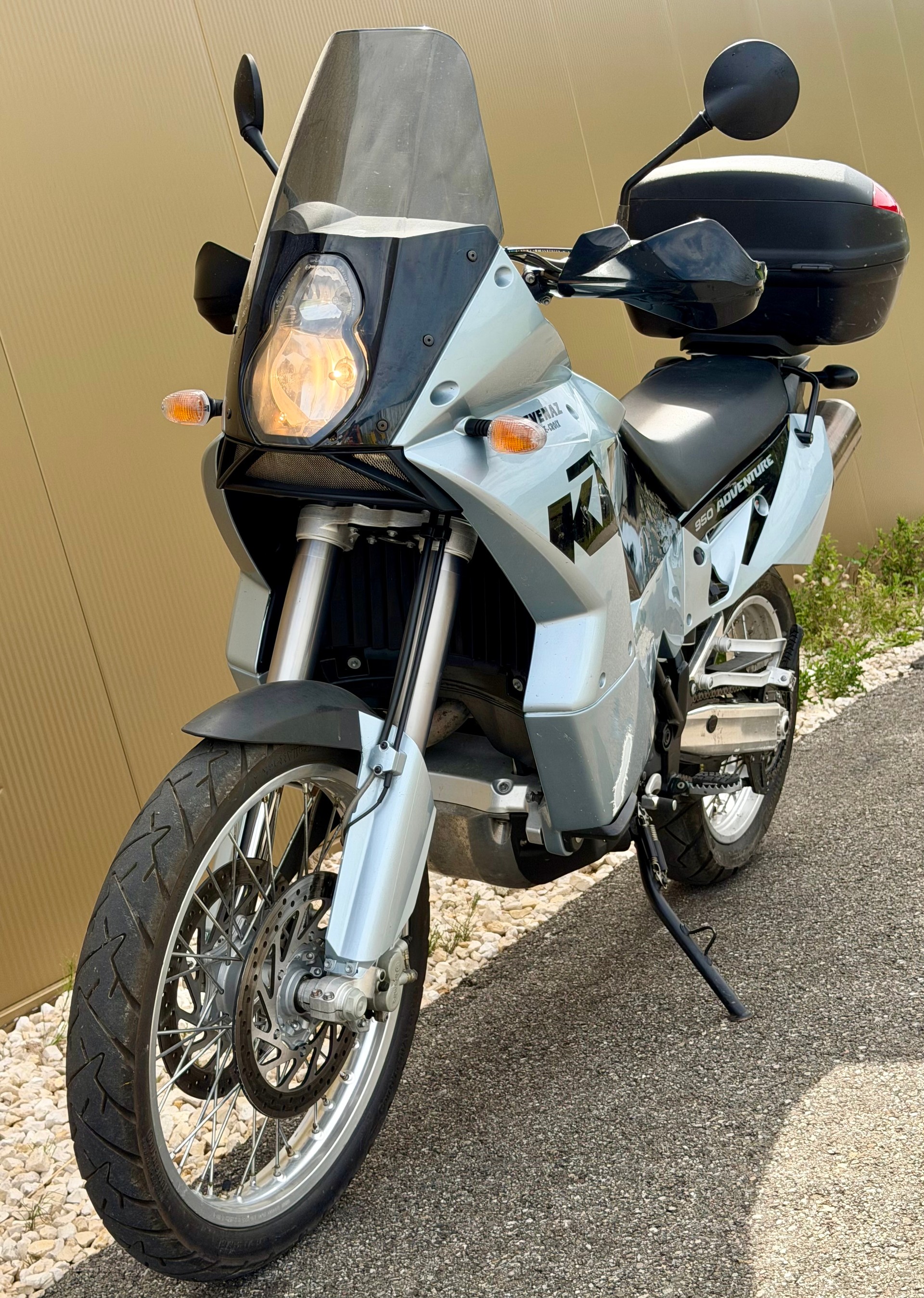 KTM 950 Adventure LC8 V2-image-7