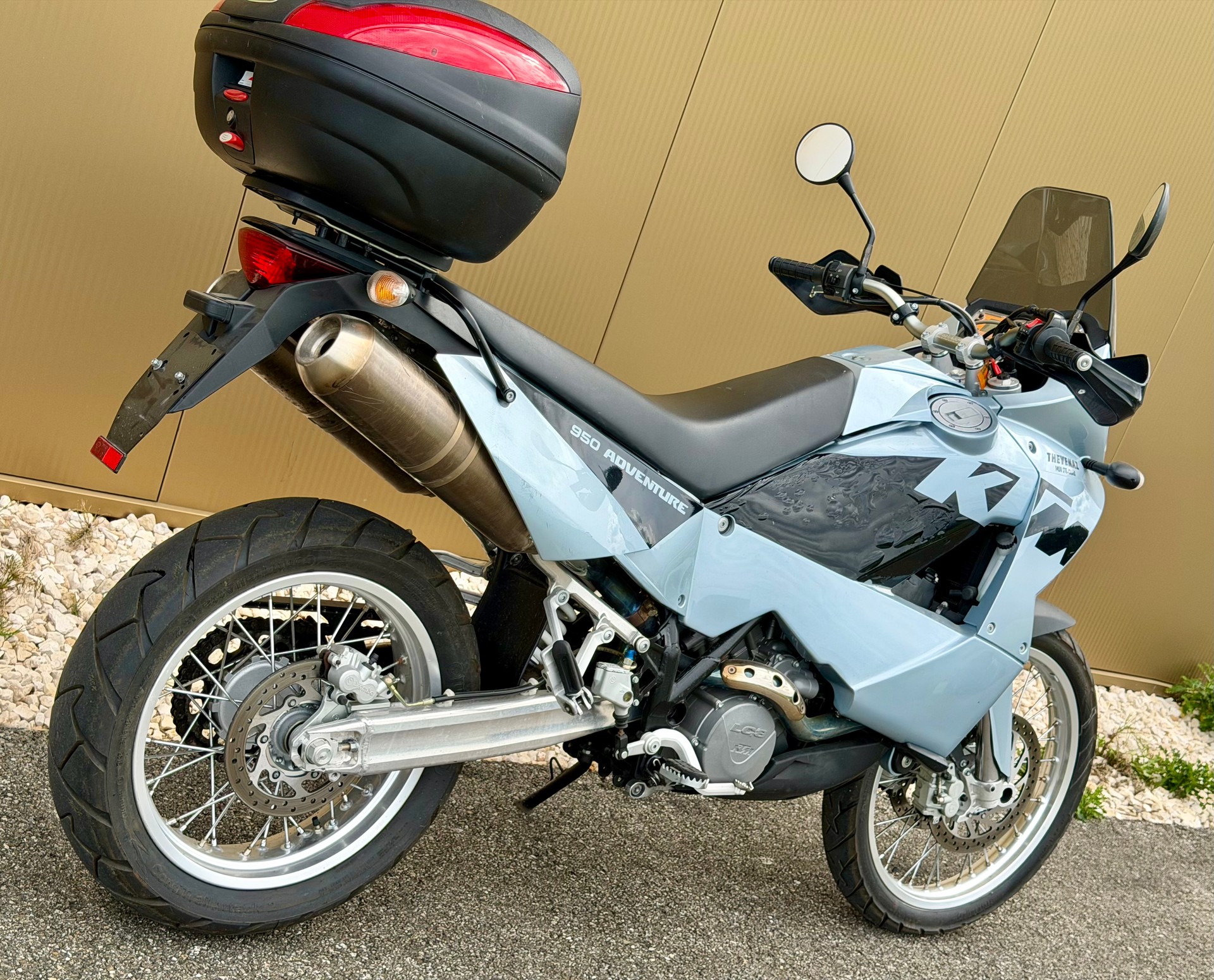 KTM 950 Adventure LC8 V2-image-4