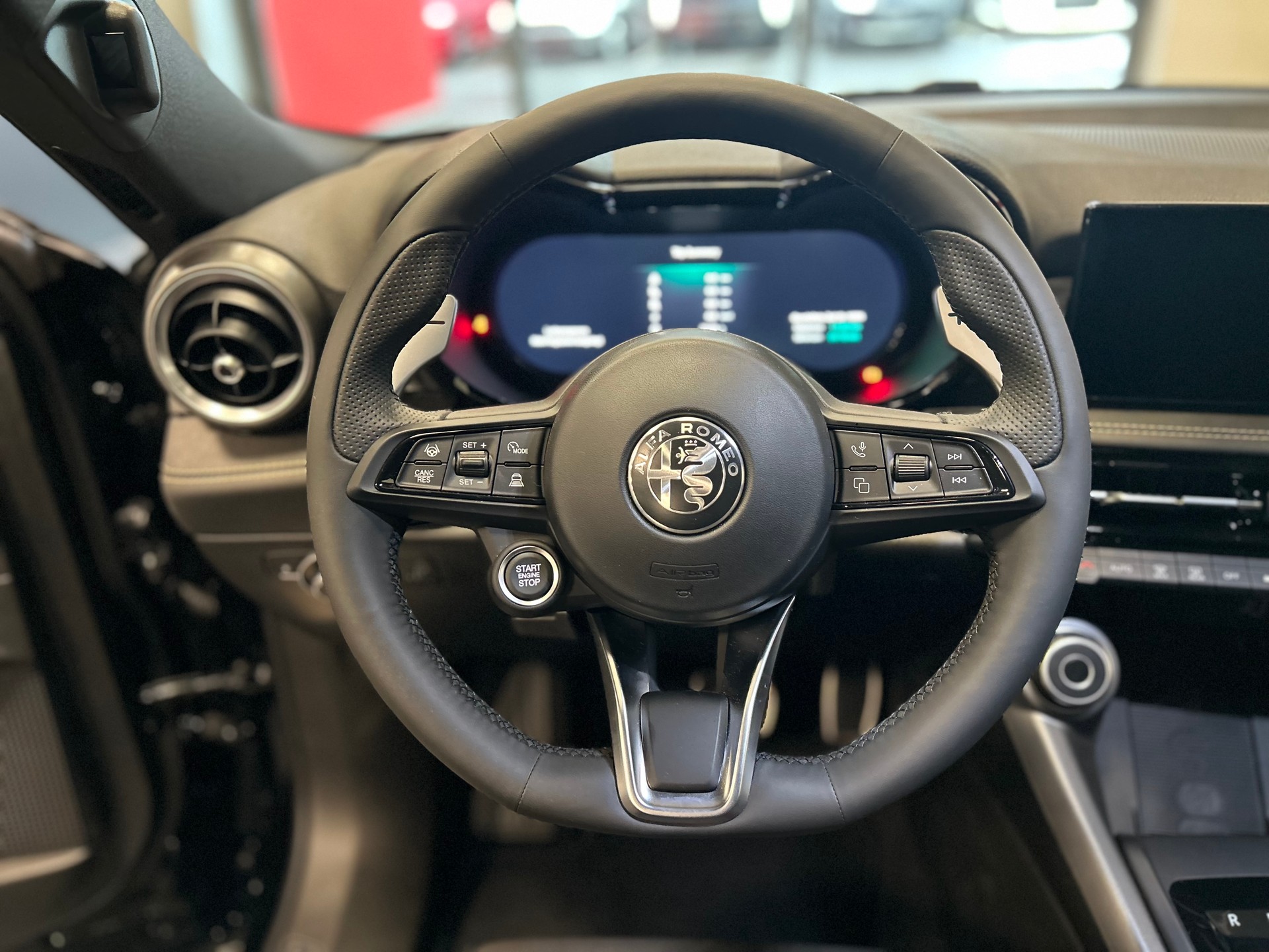 ALFA ROMEO Tonale 1.3 Plug-in-Hybrid Q4 Veloce-image-12
