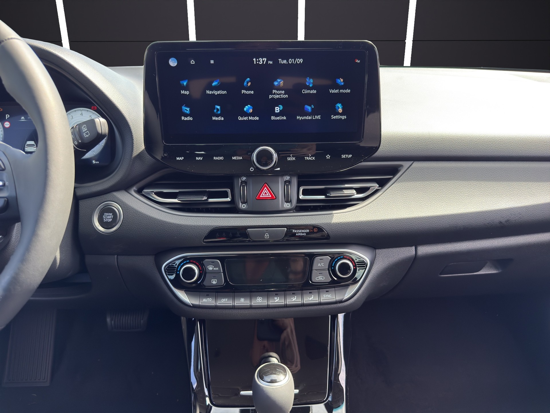 HYUNDAI i30 1.6 T-GDi Amplia DCT-image-10