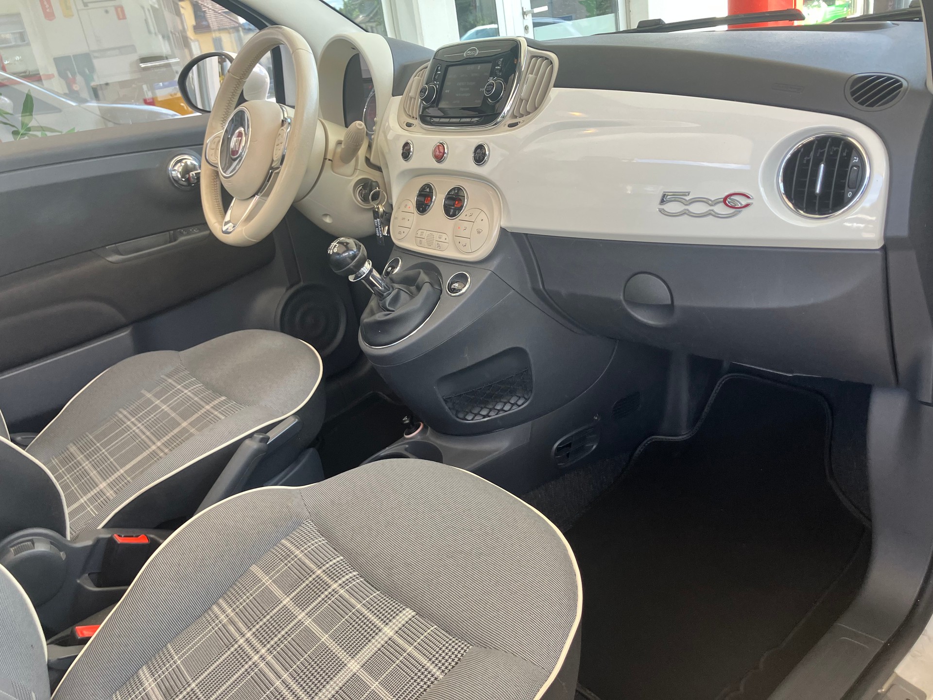 FIAT 500C 0.9 Twinair Turbo Lounge-image-7