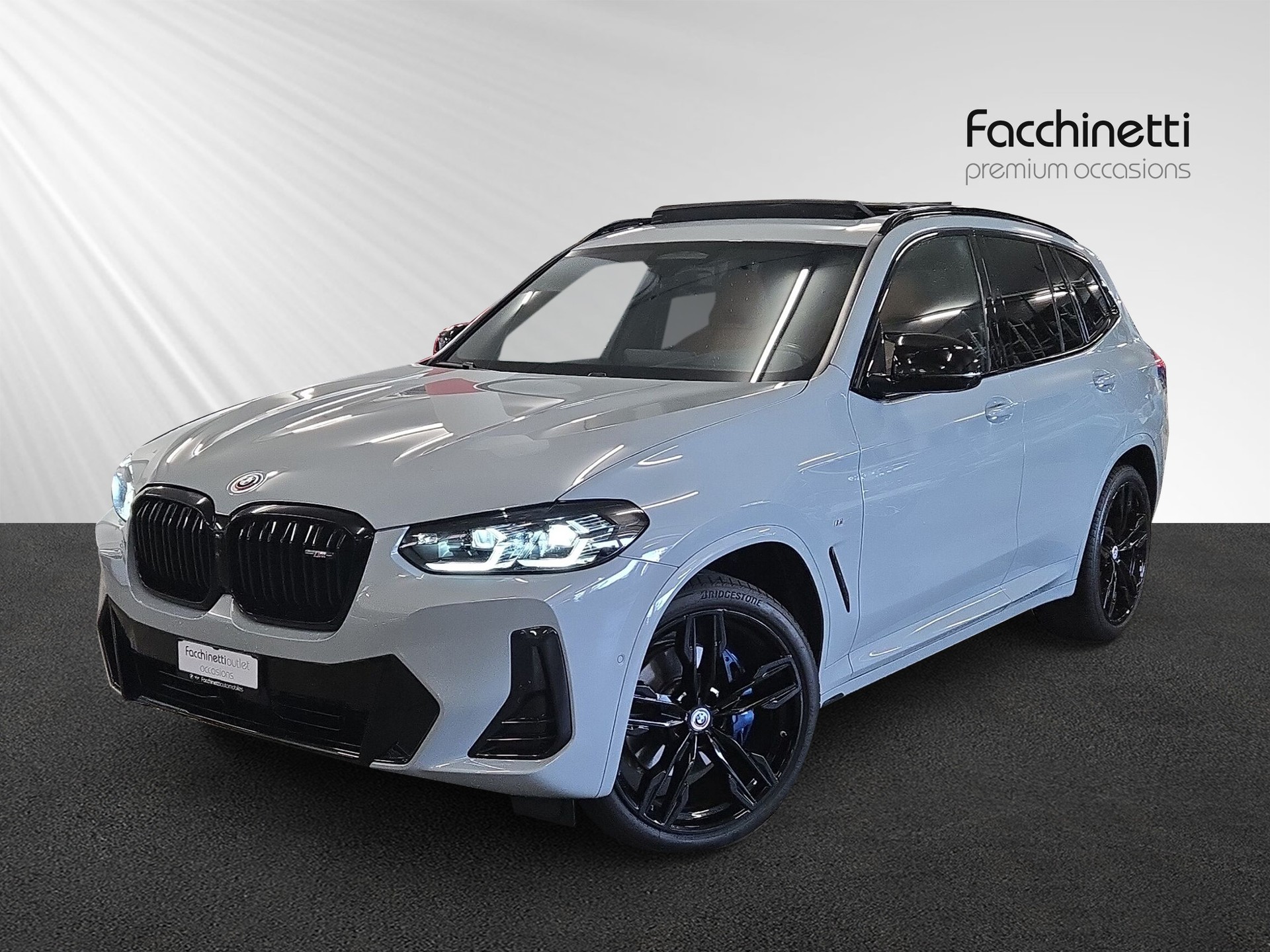 BMW X3 M40i Travel