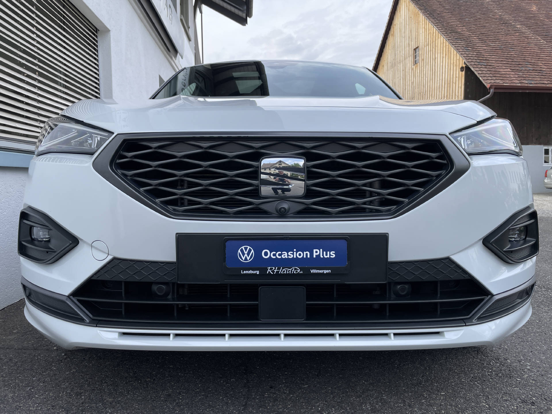 SEAT Tarraco 2.0 TSI SWISS FR 4Drive DSG-showroom-element-1