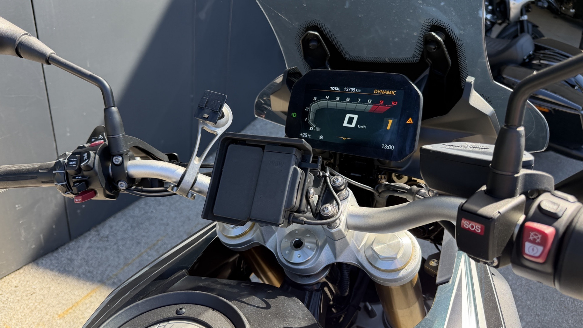 BMW F 850 GS Exclusive-image-3
