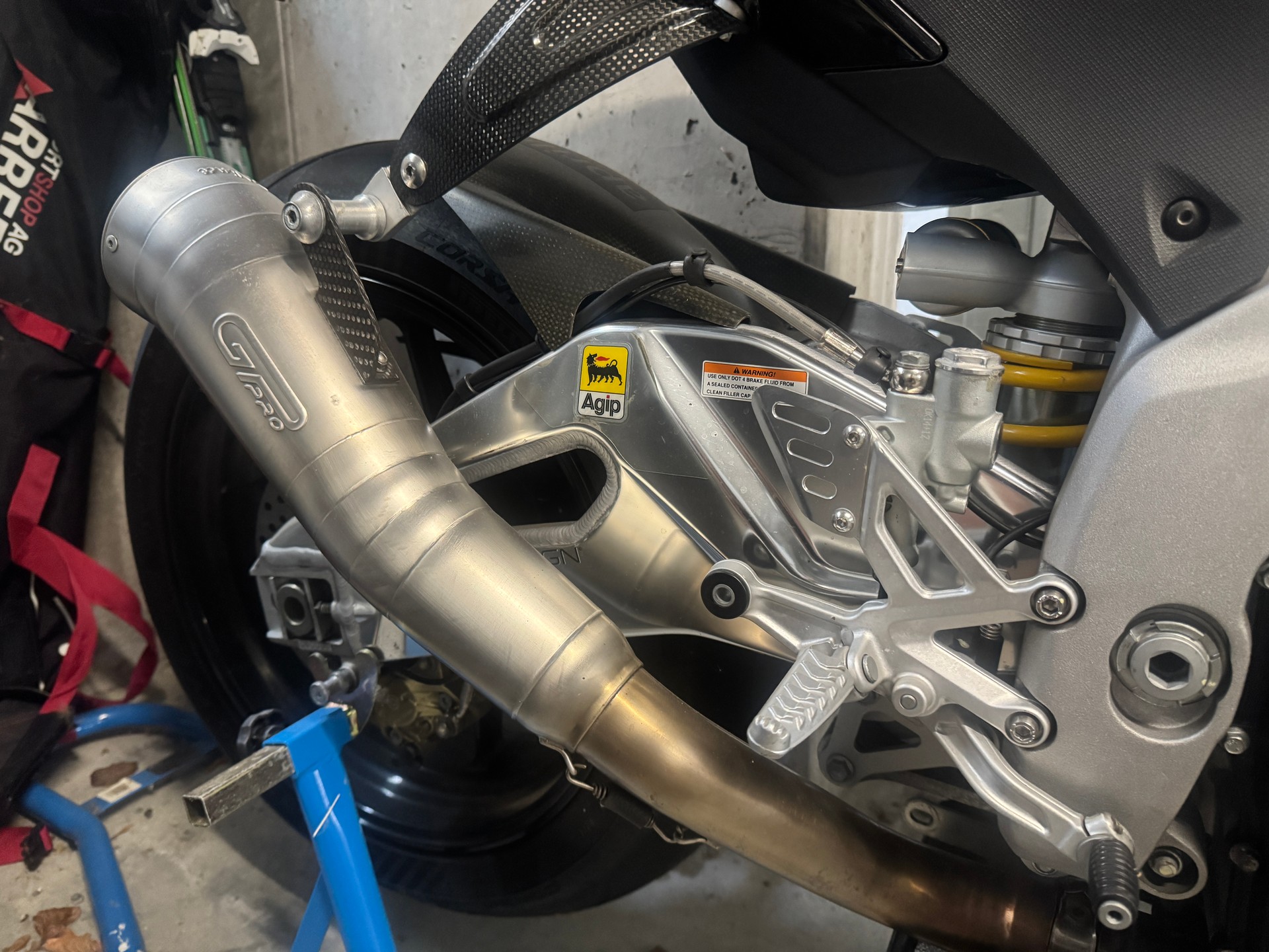 APRILIA RSV4 R-image-4
