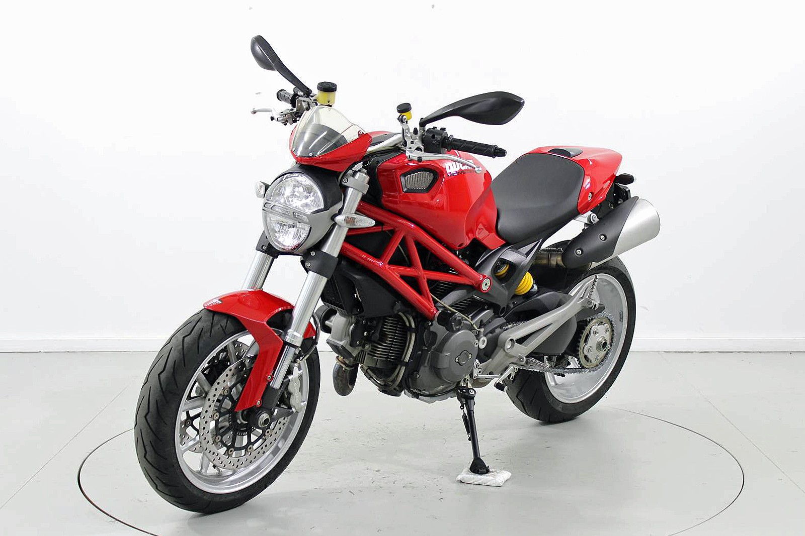 DUCATI Monster 1100 S ABS-image-2