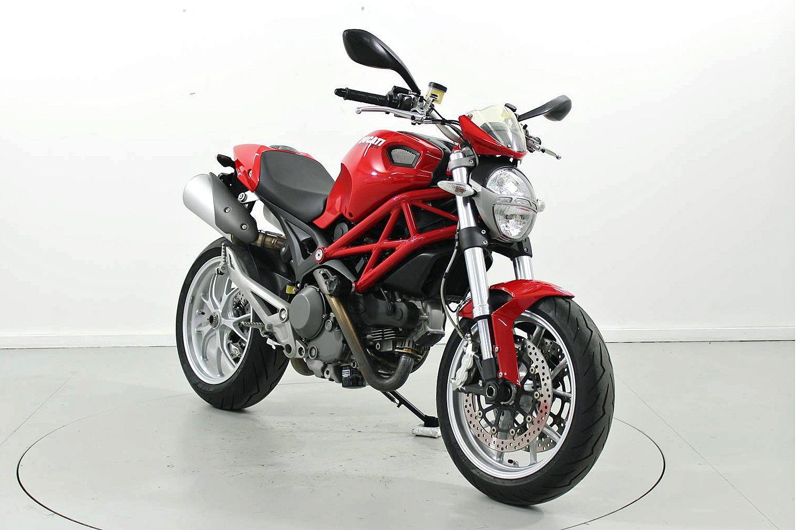 DUCATI Monster 1100 S ABS-image-1