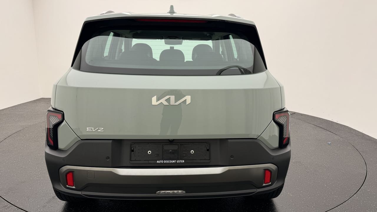 KIA EV2 42 kWh Earth-showroom-element-3