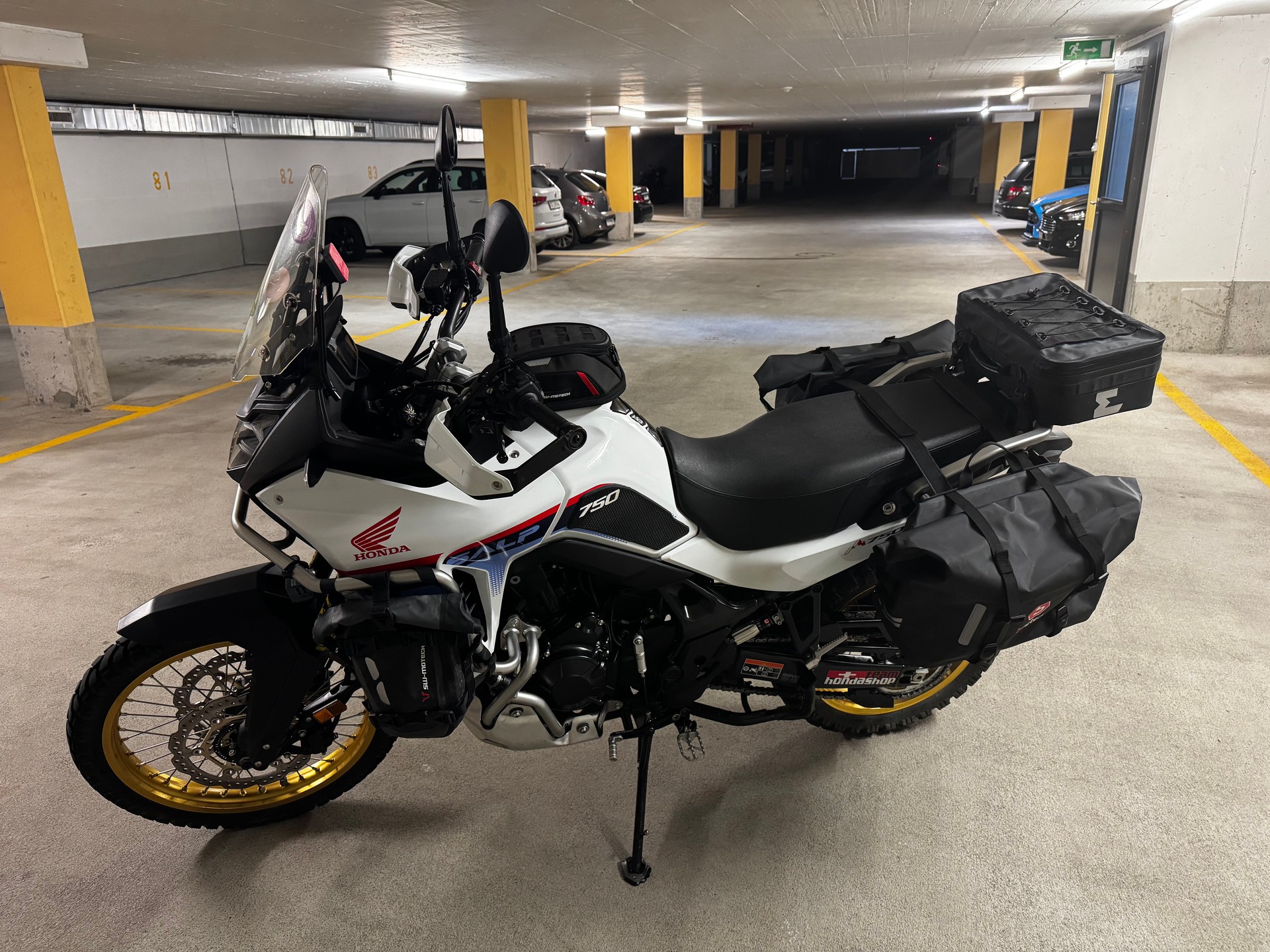 HONDA XL 750 Transalp-image-9