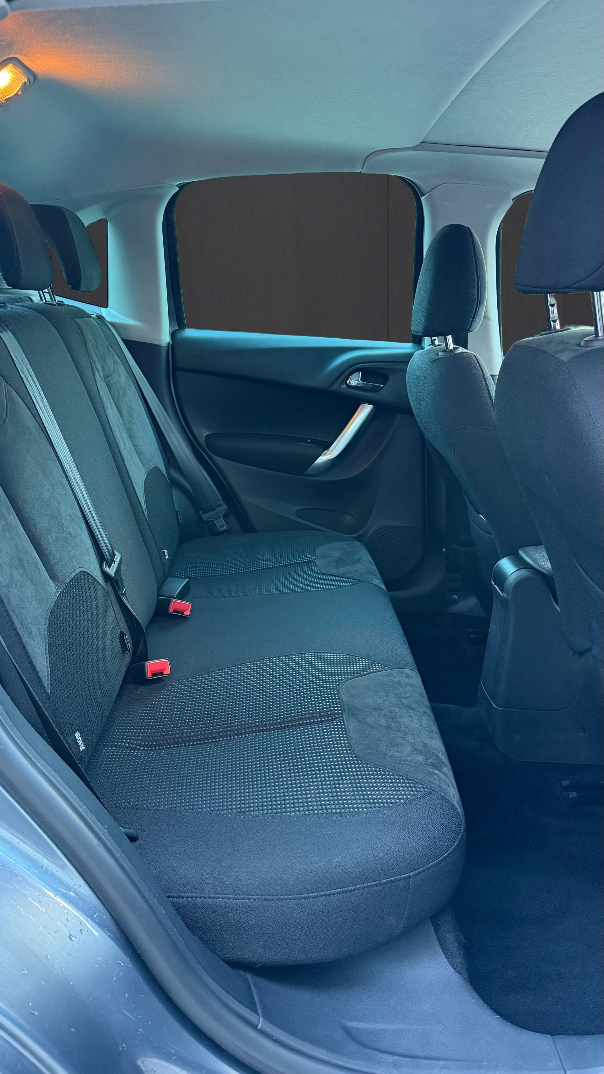 CITROEN C3 1.6i 16V Exclusive Automatic-image-13