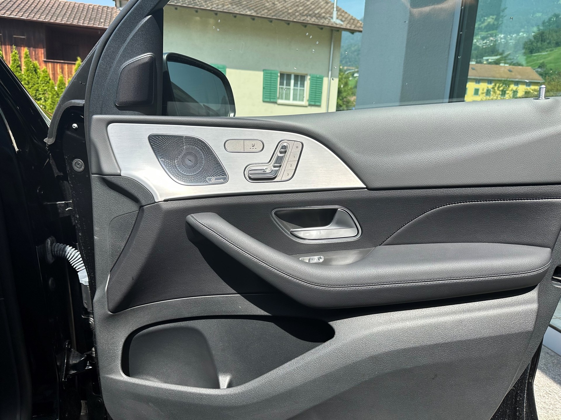MERCEDES-BENZ GLE 350 de 4Matic AMG Line 9G-Tronic-image-11