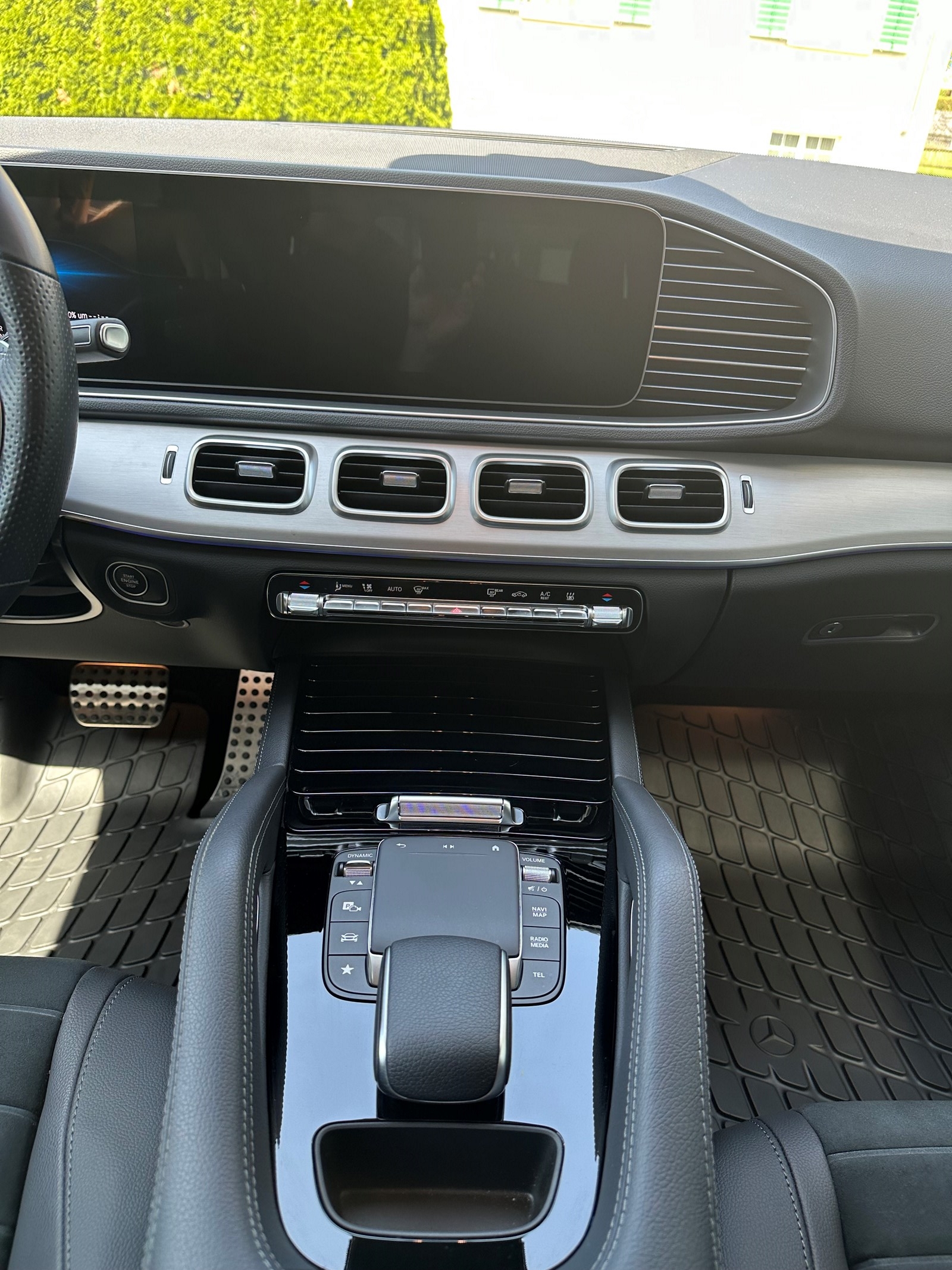 MERCEDES-BENZ GLE 350 de 4Matic AMG Line 9G-Tronic-image-7