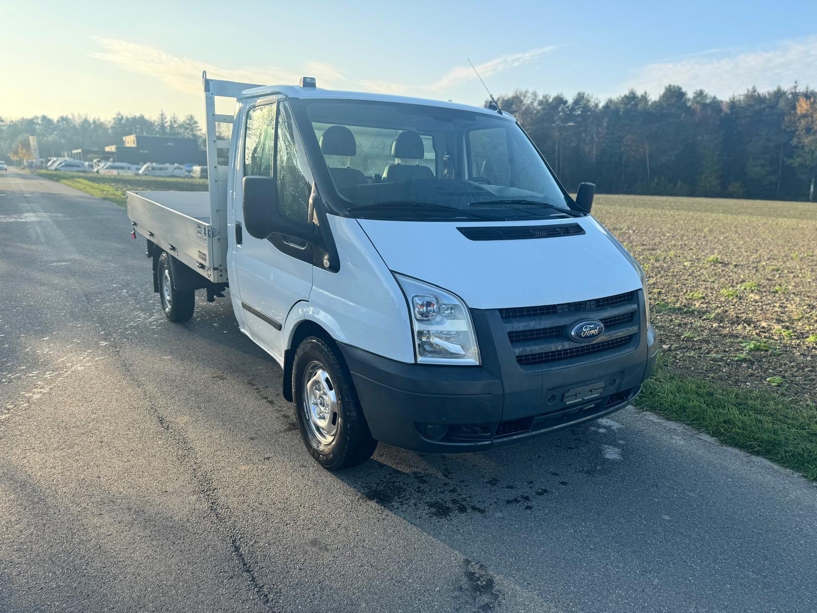 FORD Transit 2.4 TDCi 350 M 4x4-image-3