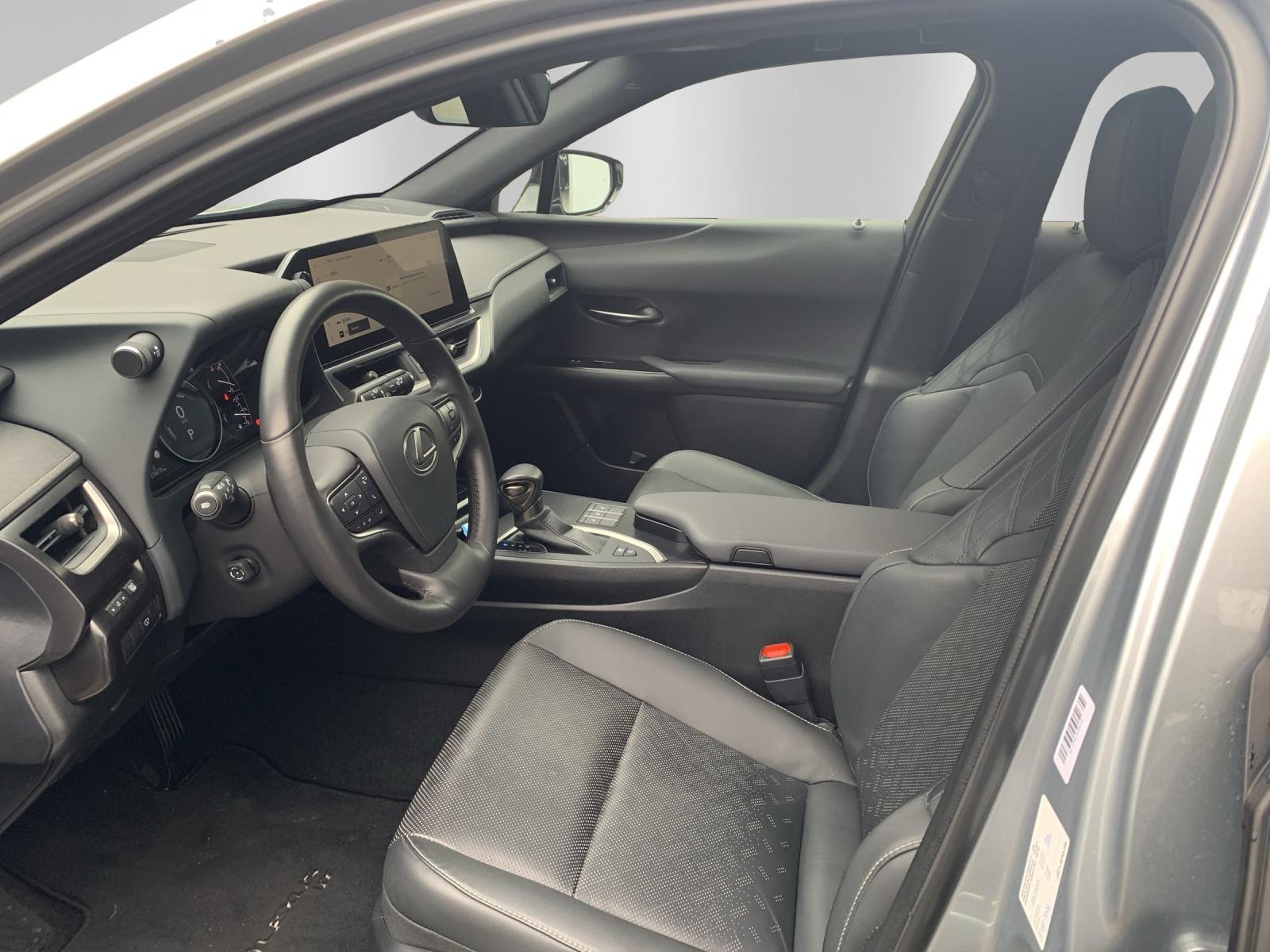 LEXUS UX 250h Comfort-image-9